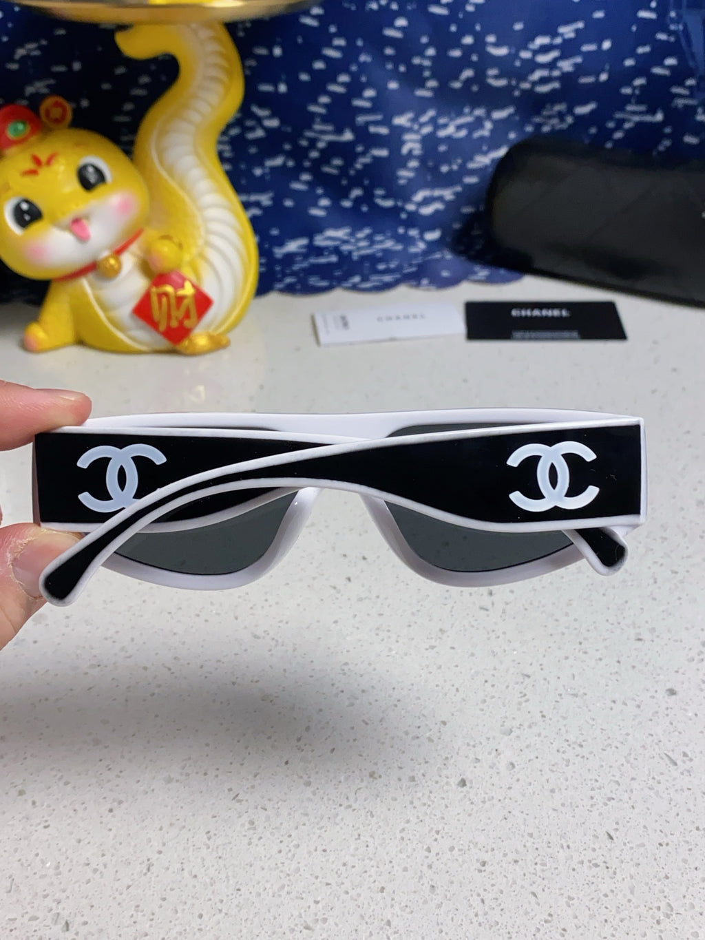 Chanel Fashion Silver Lens Sunglasses for Women - 371688 - detail image 5