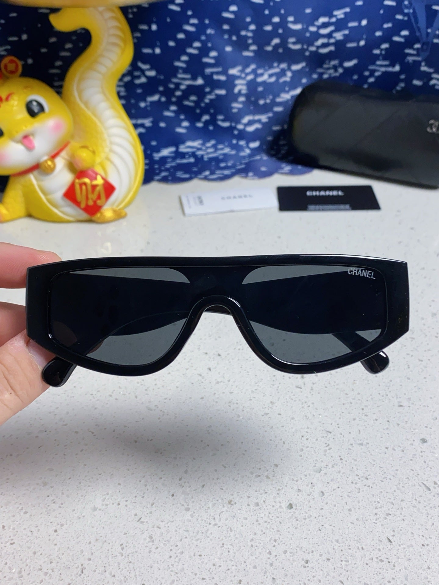 Chanel Fashion Silver Lens Sunglasses for Women - 371689 - detail image 4