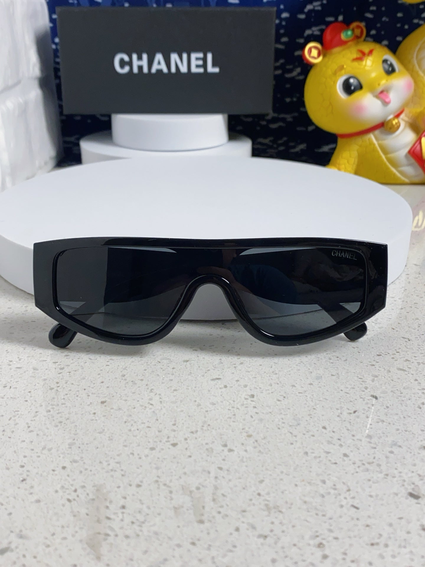 Chanel Fashion Silver Lens Sunglasses for Women - 371689 - detail image 8