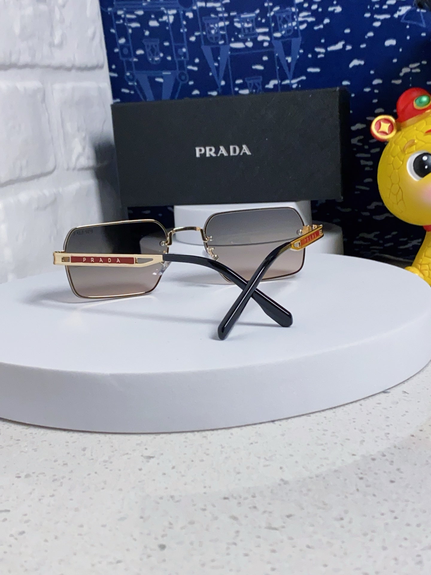 Prada Fashion Silver Lens Sunglasses for Men & Women - 382681 - detail image 3
