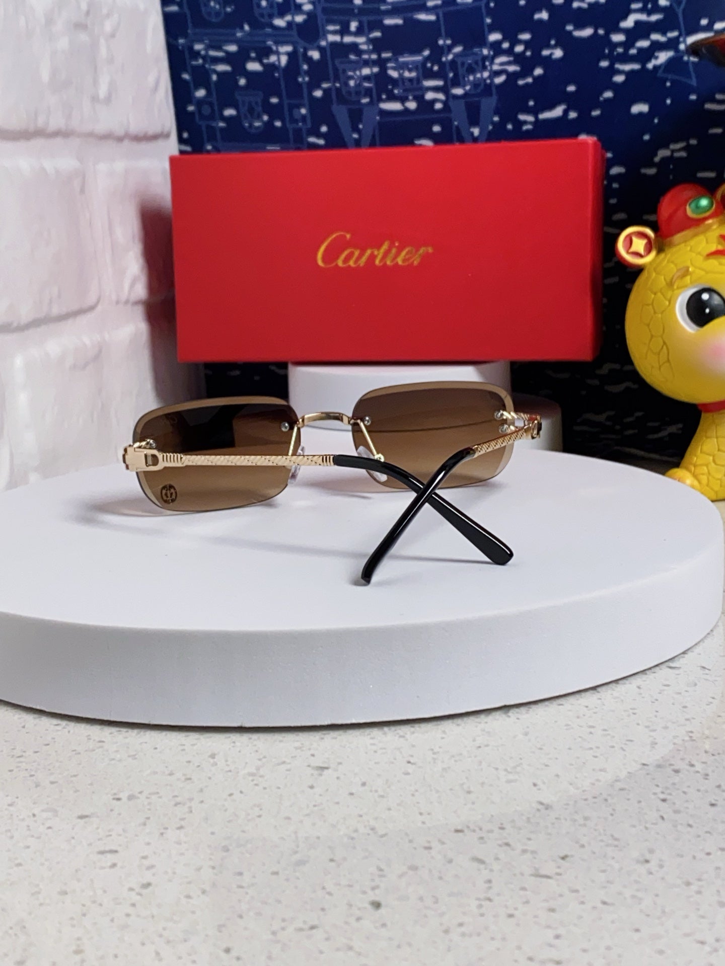Cartier Fashion Brown Lens Sunglasses for Men & Women - 382783 - detail image 3