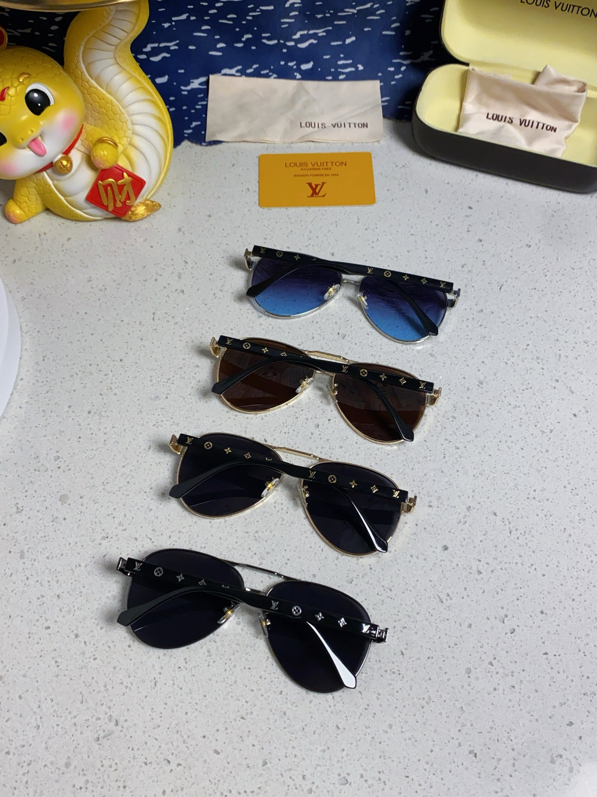 Louis Vuitton Metal Aviator Blue Lens Sunglasses for Men & Women - 381781 - detail image 11