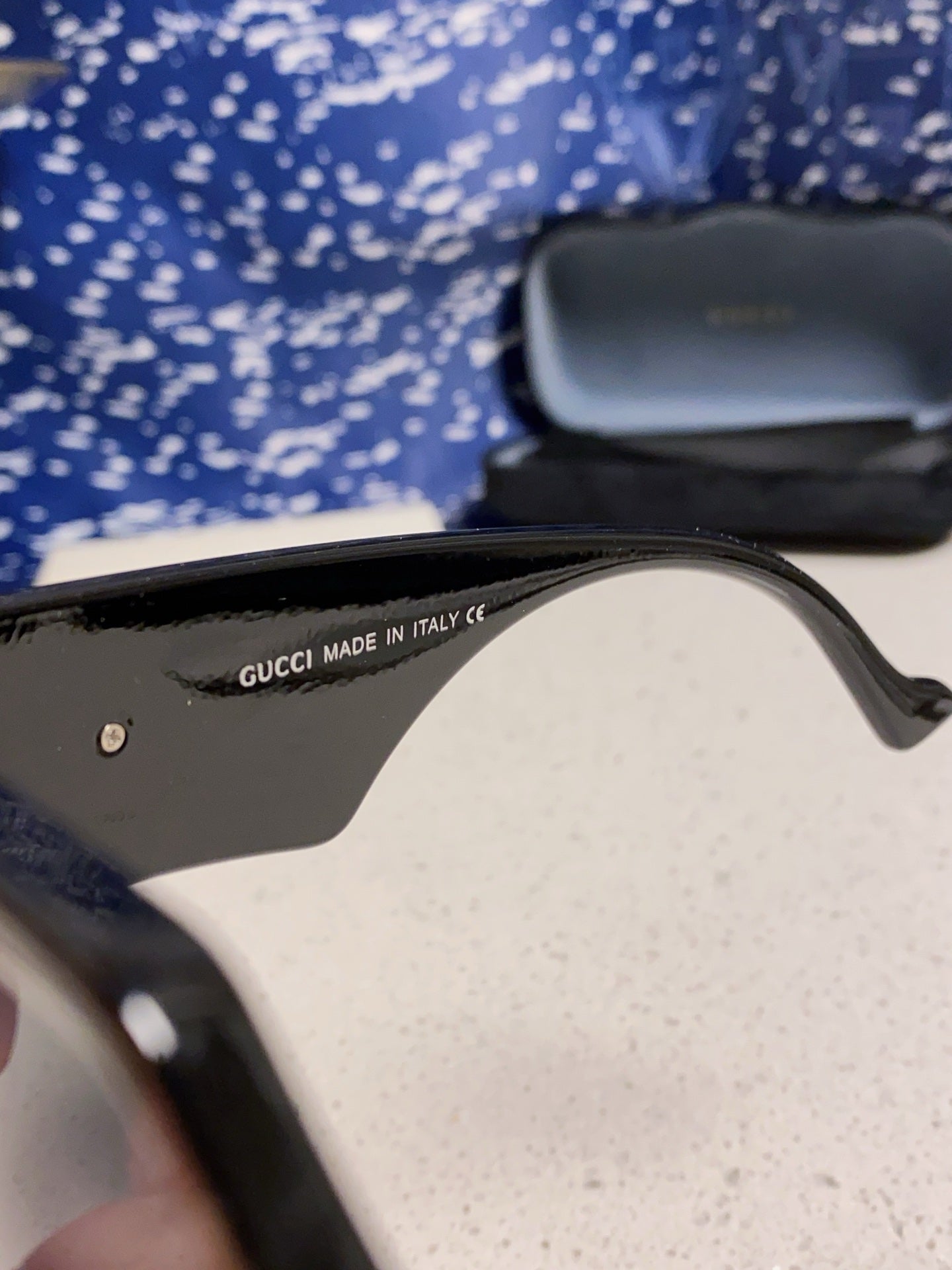 Gucci Oversized Black Lens Sunglasses for Men & Women - 398374 - detail image 8