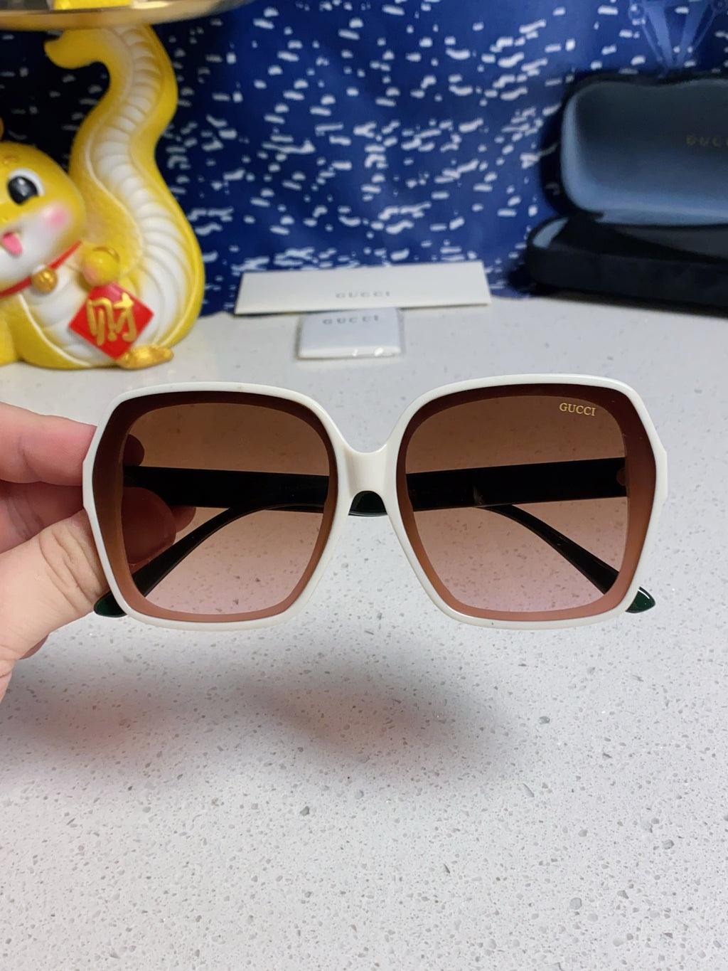 Gucci Fashion Red Lens Sunglasses for Men & Women - 398365 - detail image 4