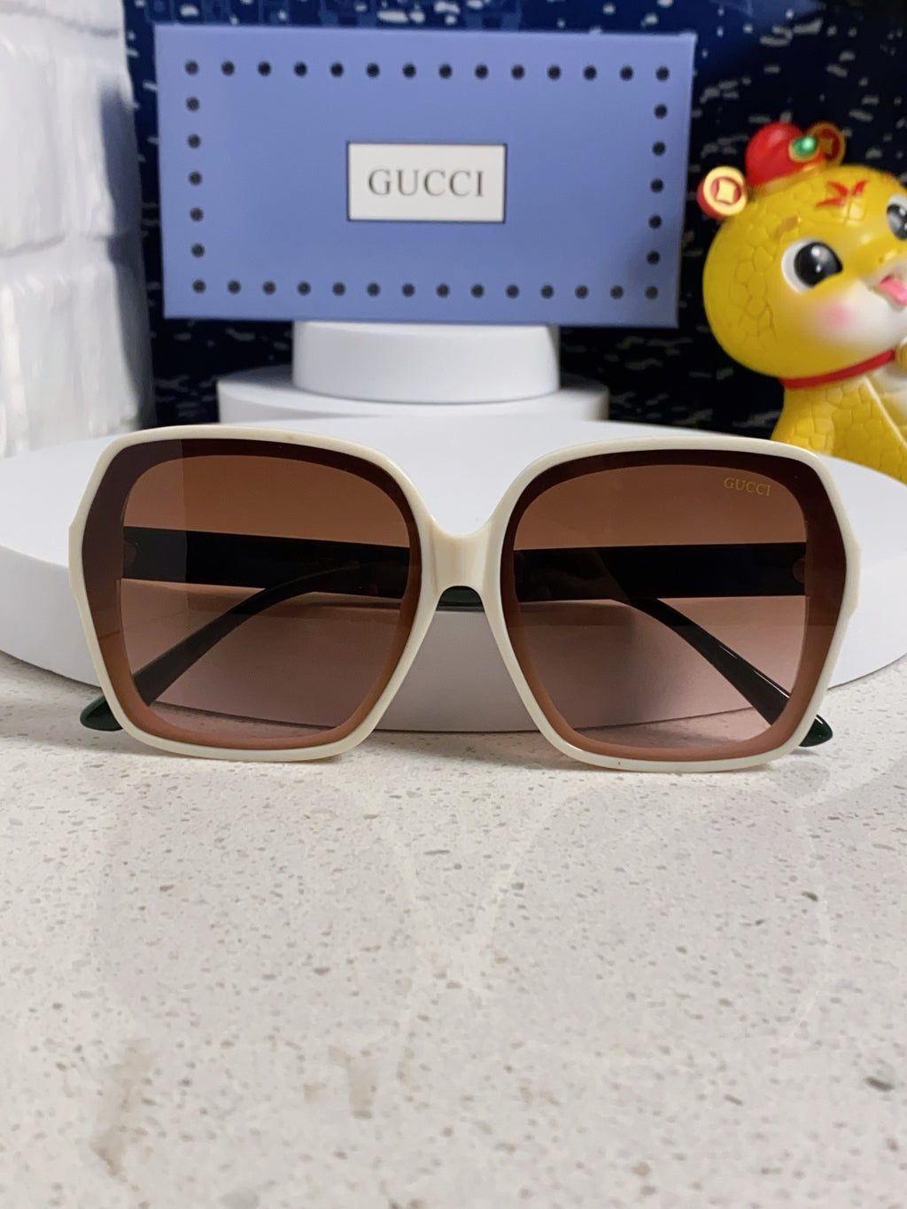Gucci Fashion Red Lens Sunglasses for Men & Women - 398365 - detail image 9