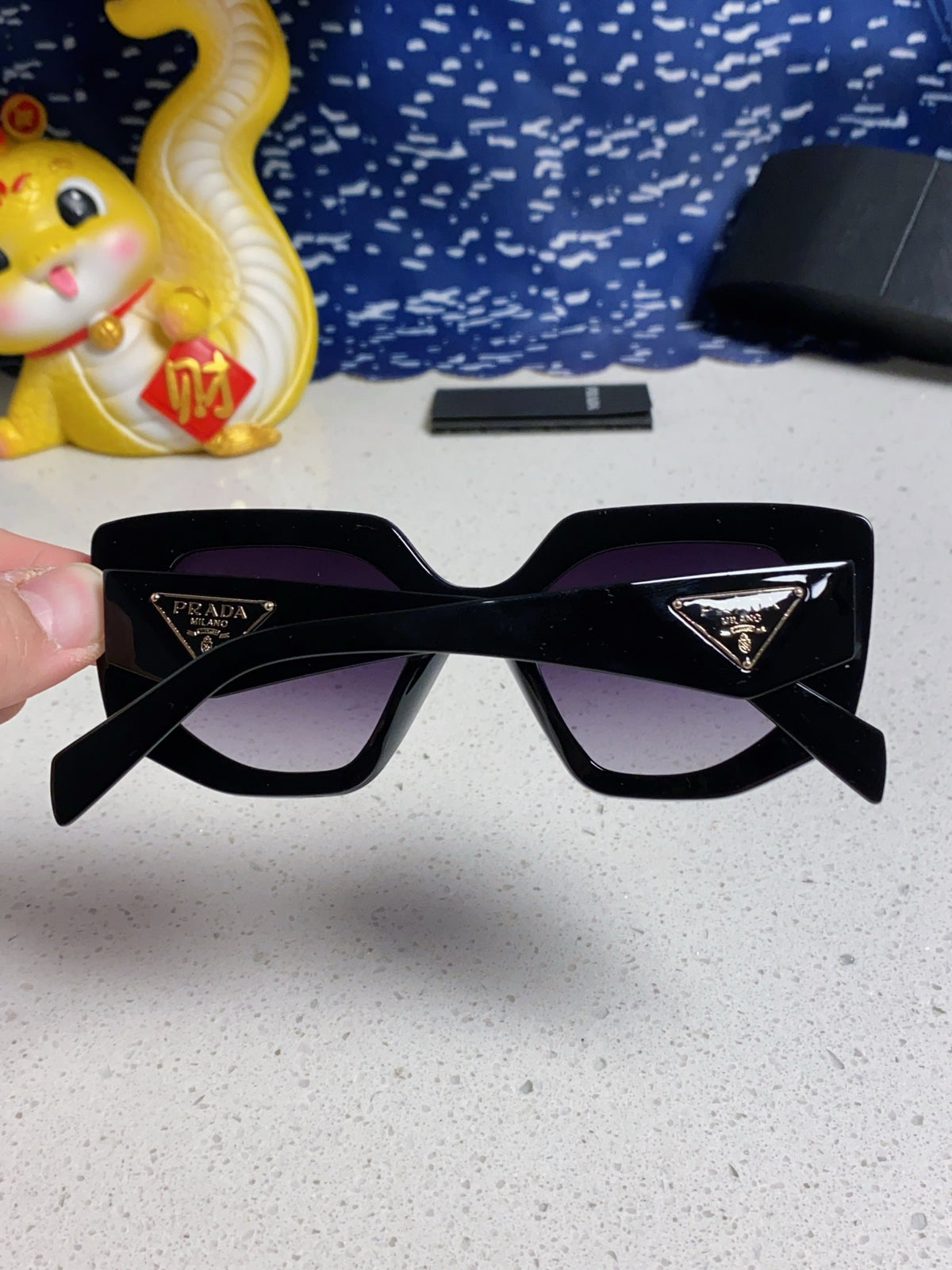 Prada 14ZSF Cat-Eye Pink Lens Sunglasses for Women - detail image 6