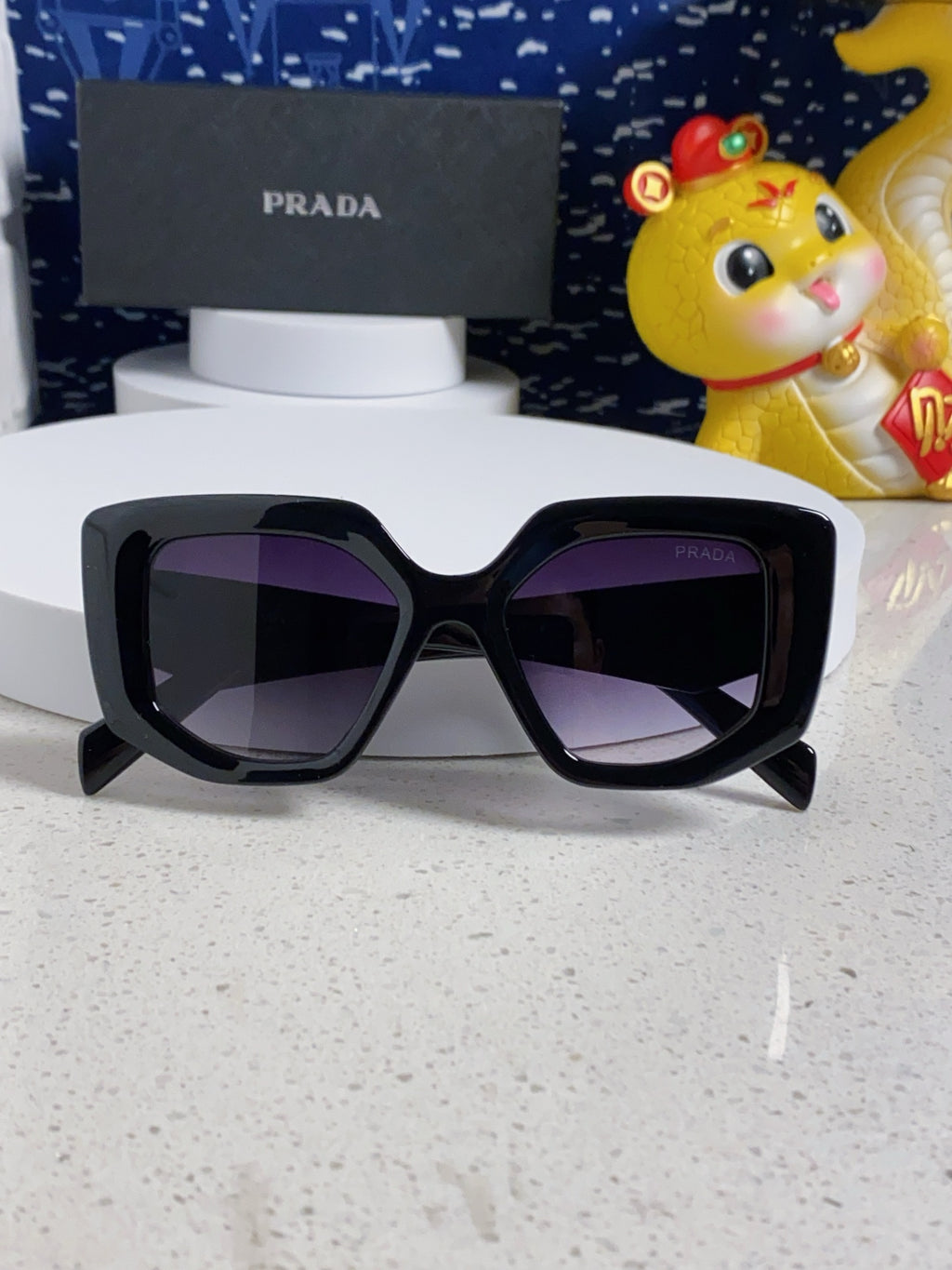 Prada 14ZSF Cat-Eye Pink Lens Sunglasses for Women - detail image 10