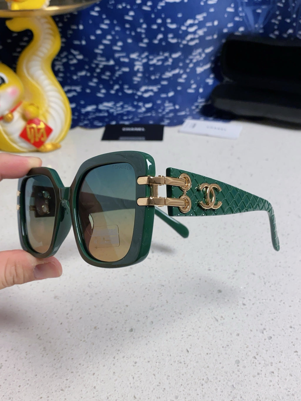 Chanel Oversized Silver Lens Sunglasses for Men & Women - 398610 - detail image 6