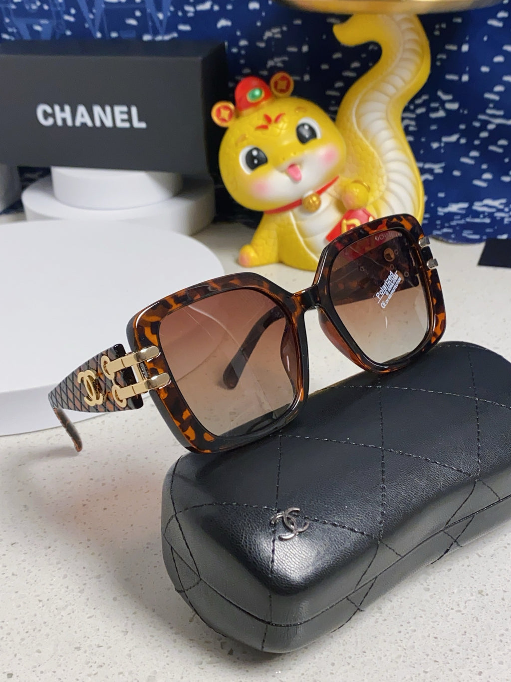 Chanel Oversized Silver Lens Sunglasses for Men & Women - 398612 - detail image 10
