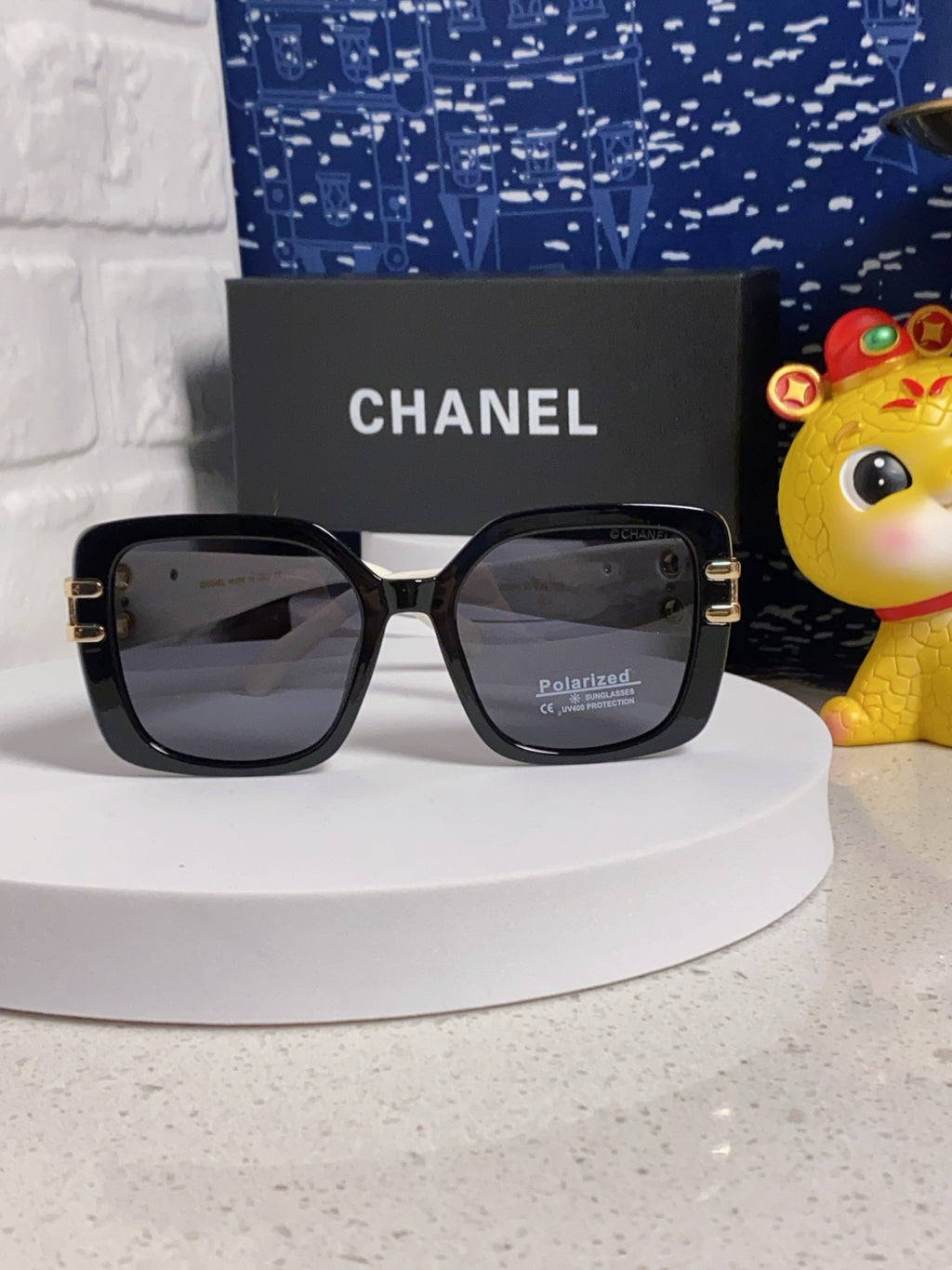 Chanel Oversized Silver Lens Sunglasses for Men & Women - 398614 - detail image 2