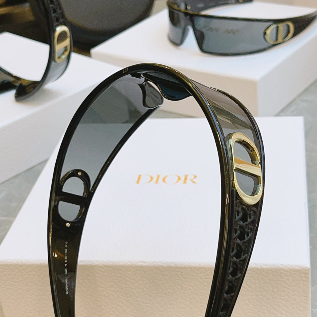 Dior VERYDIORM1U Fashion Brown Lens Sunglasses for Men & Women