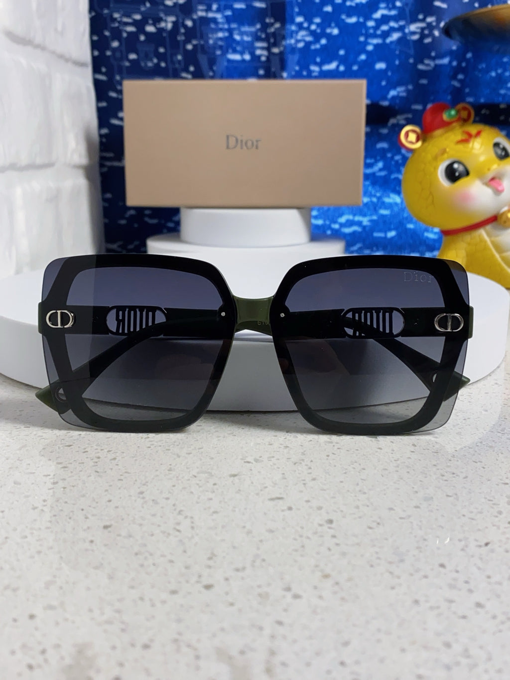 Dior Polarized Fashion Silver Lens Sunglasses for Women - 465353 - detail image 9