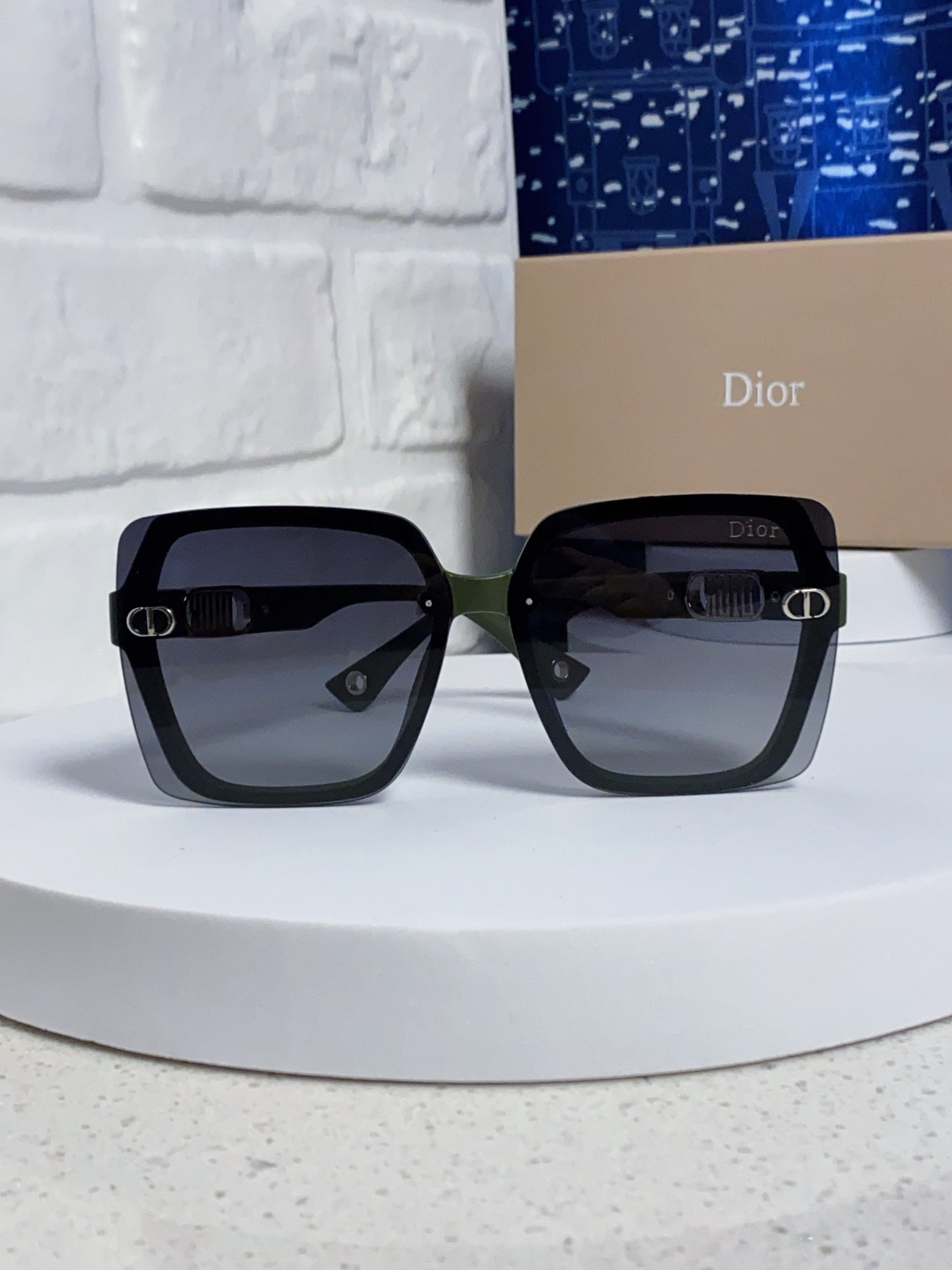 Dior Polarized Fashion Silver Lens Sunglasses for Women - 465353 - detail image 2