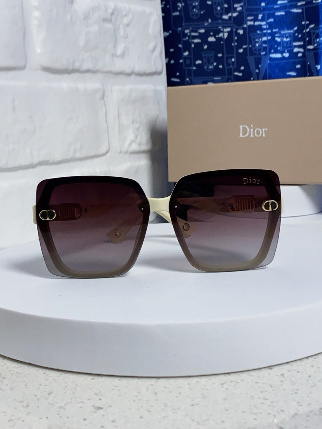 Dior Polarized Fashion Silver Lens Sunglasses for Women - 465354 - detail image 2