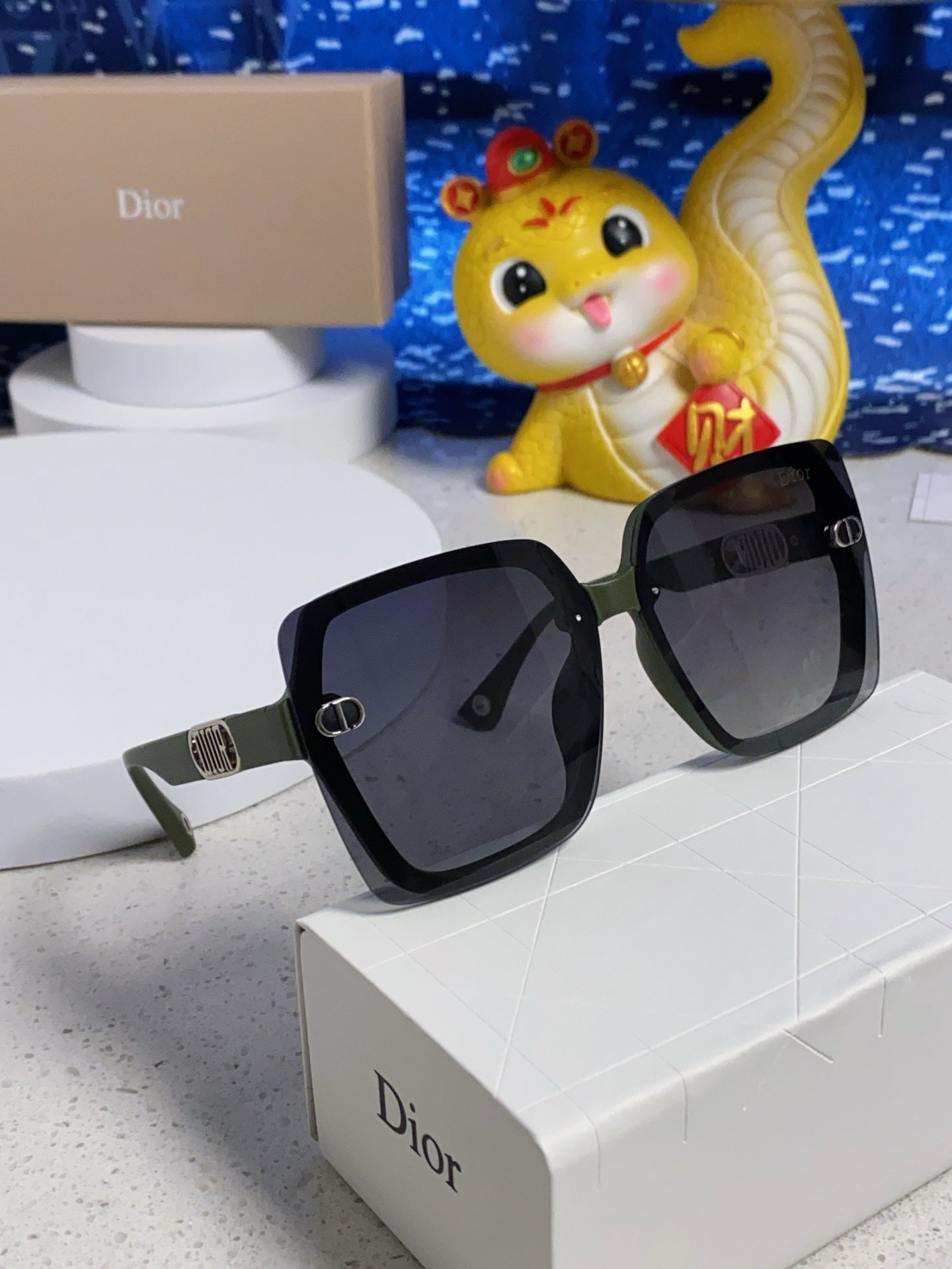 Dior Polarized Fashion Silver Lens Sunglasses for Women - 465353 - detail image 10