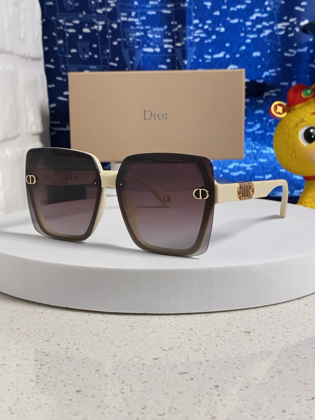 Dior Polarized Fashion Silver Lens Sunglasses for Women - 465354
