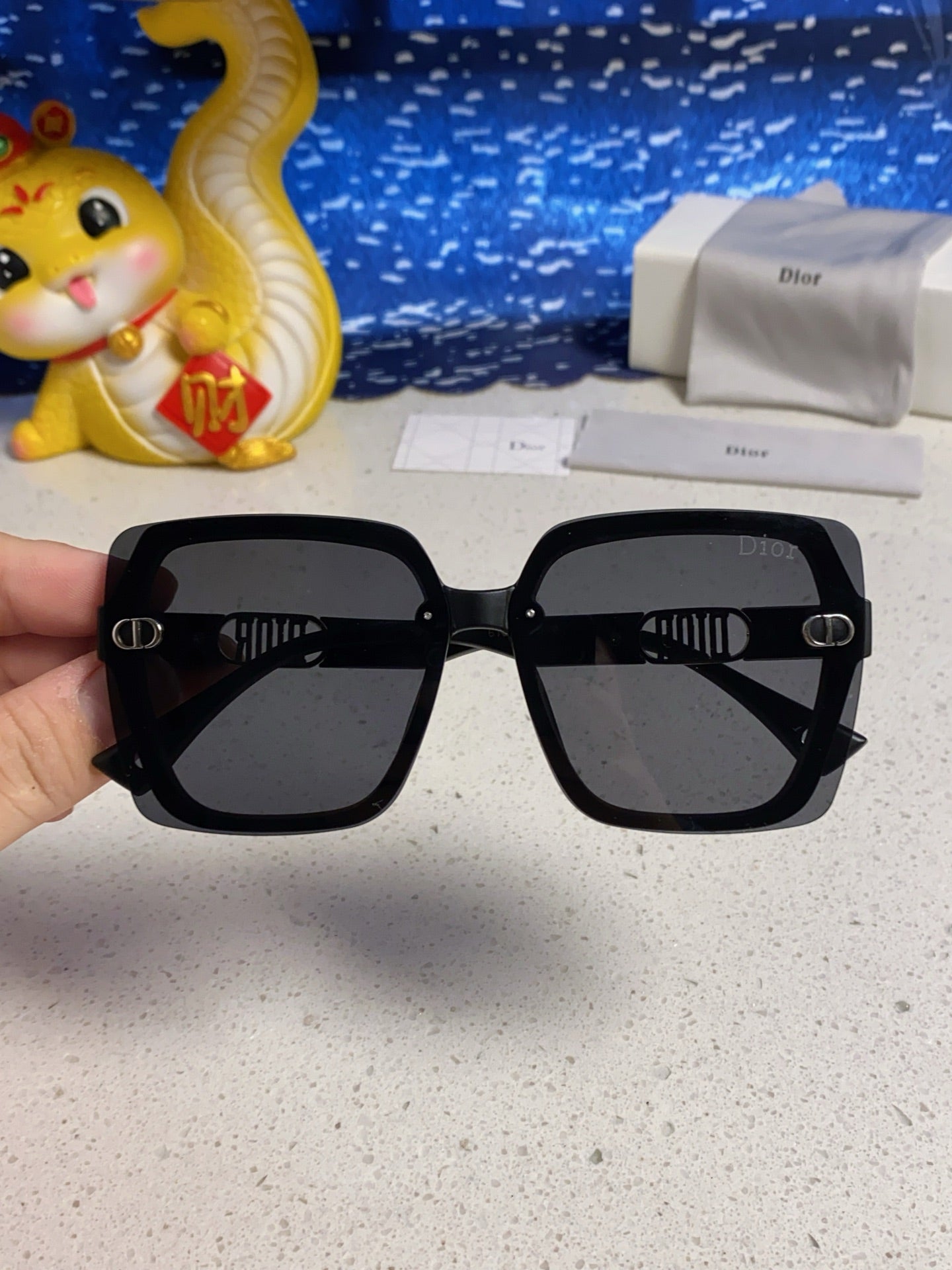 Dior Polarized Fashion Black Lens Sunglasses for Women - 465356 - detail image 5