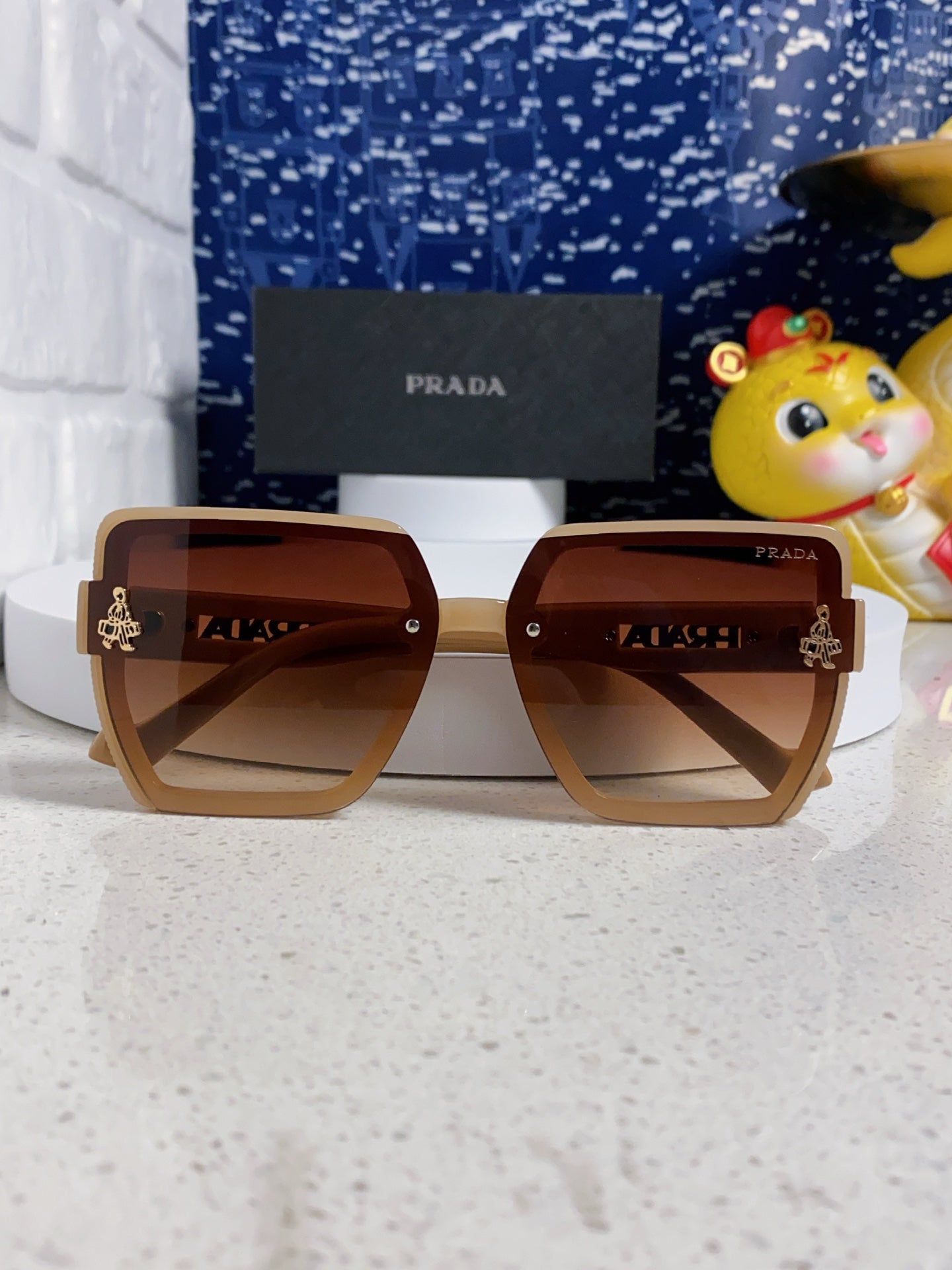 Prada Fashion Brown Lens Sunglasses for Men & Women - 465609 - detail image 9