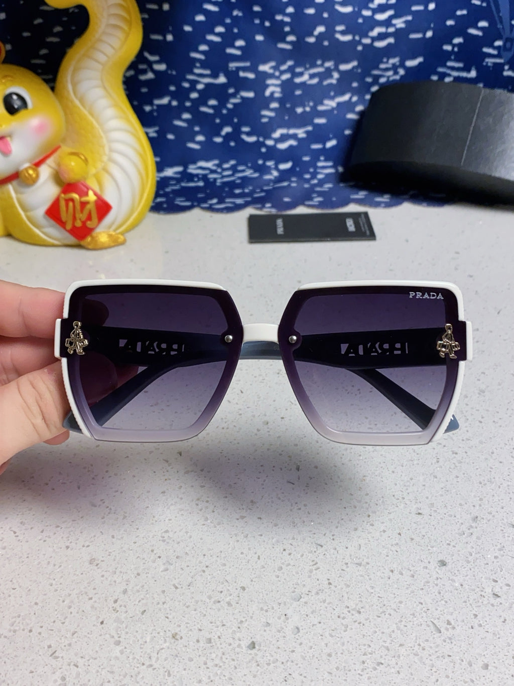 Prada Fashion Silver Lens Sunglasses for Men & Women - 465610 - detail image 4