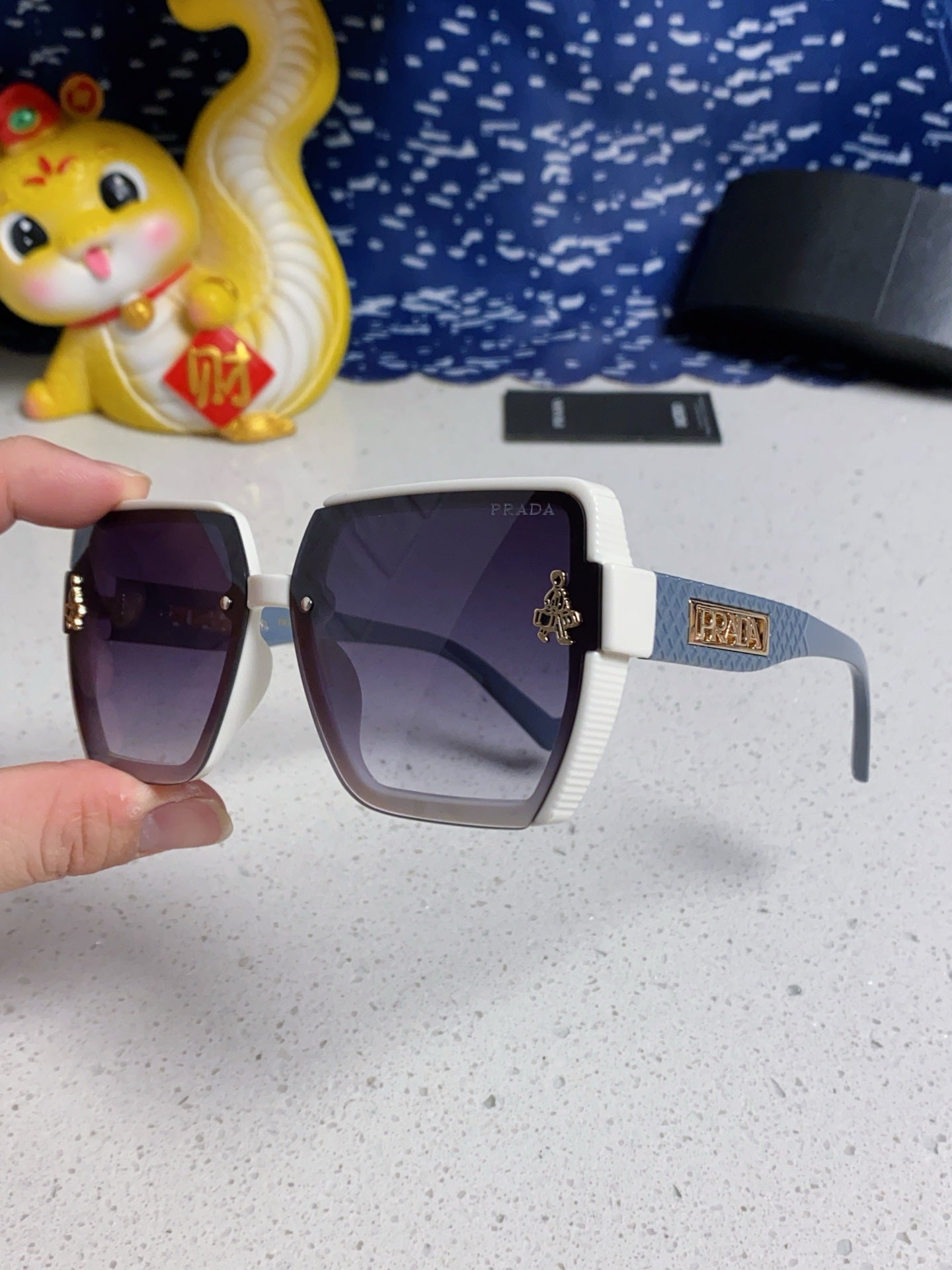 Prada Fashion Silver Lens Sunglasses for Men & Women - 465610 - detail image 6