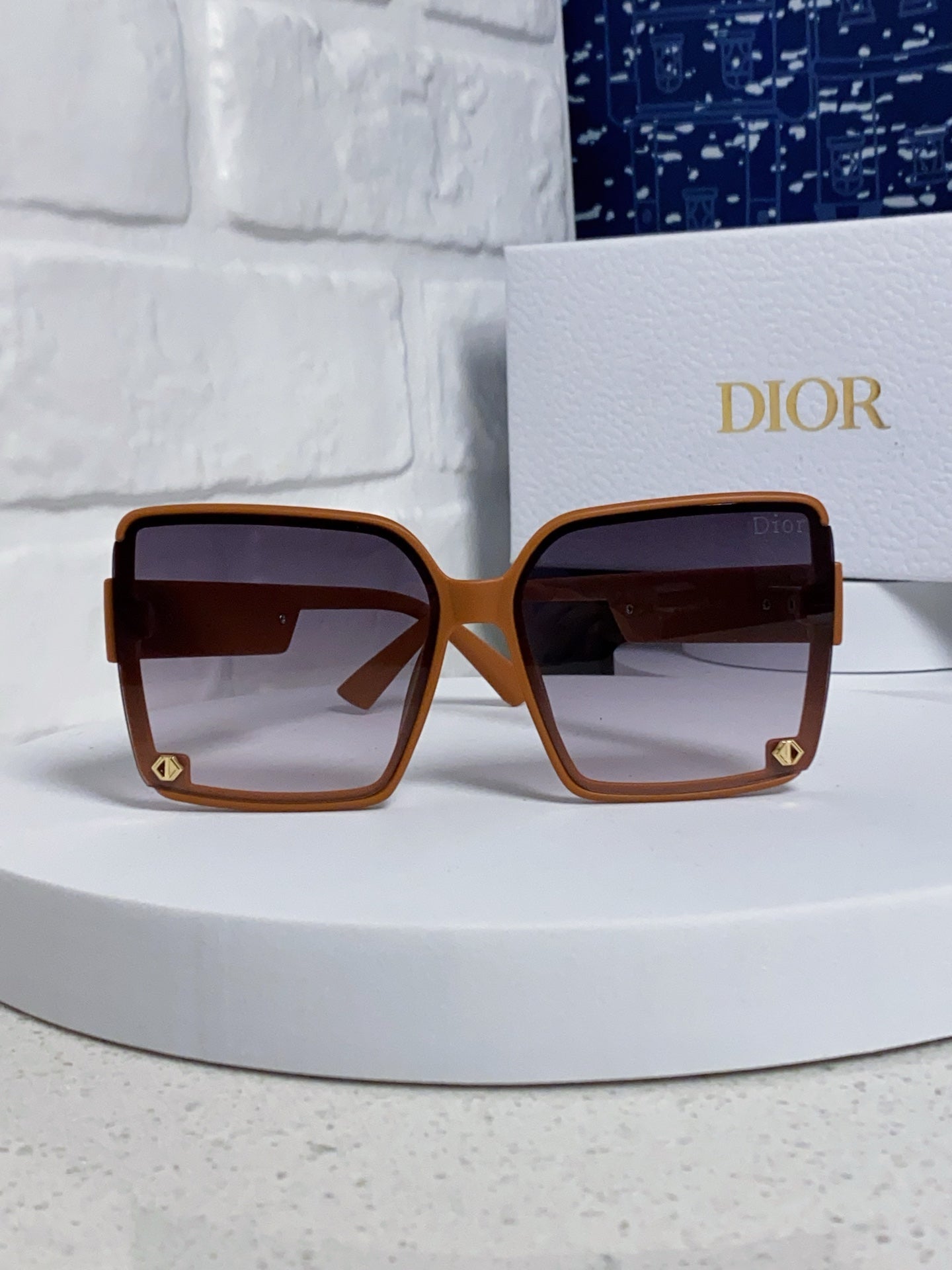 Dior Polarized Fashion Silver Lens Sunglasses for Women - 997972 - detail image 2