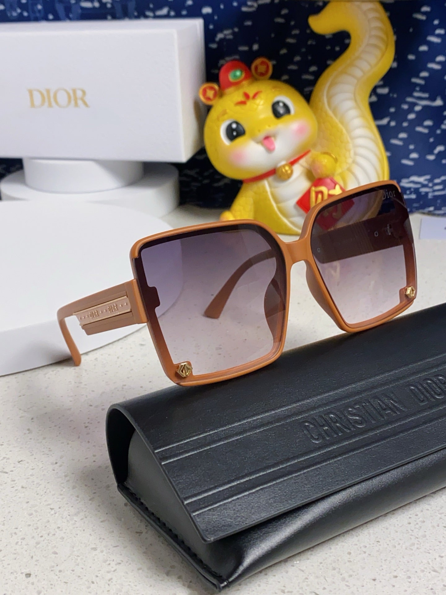 Dior Polarized Fashion Silver Lens Sunglasses for Women - detail image 10