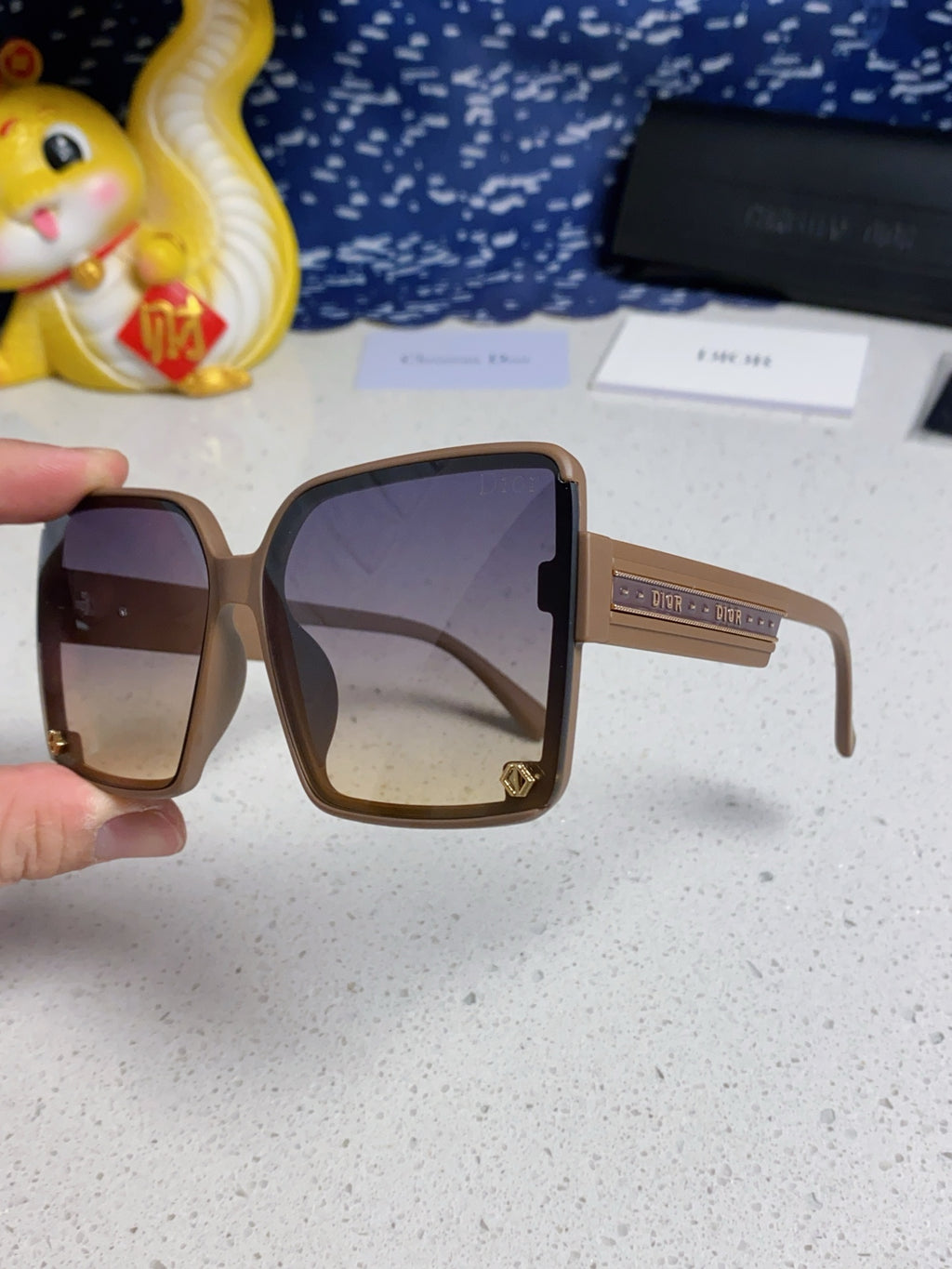 Dior Polarized Fashion Gray Lens Sunglasses for Women - 486889 - detail image 6