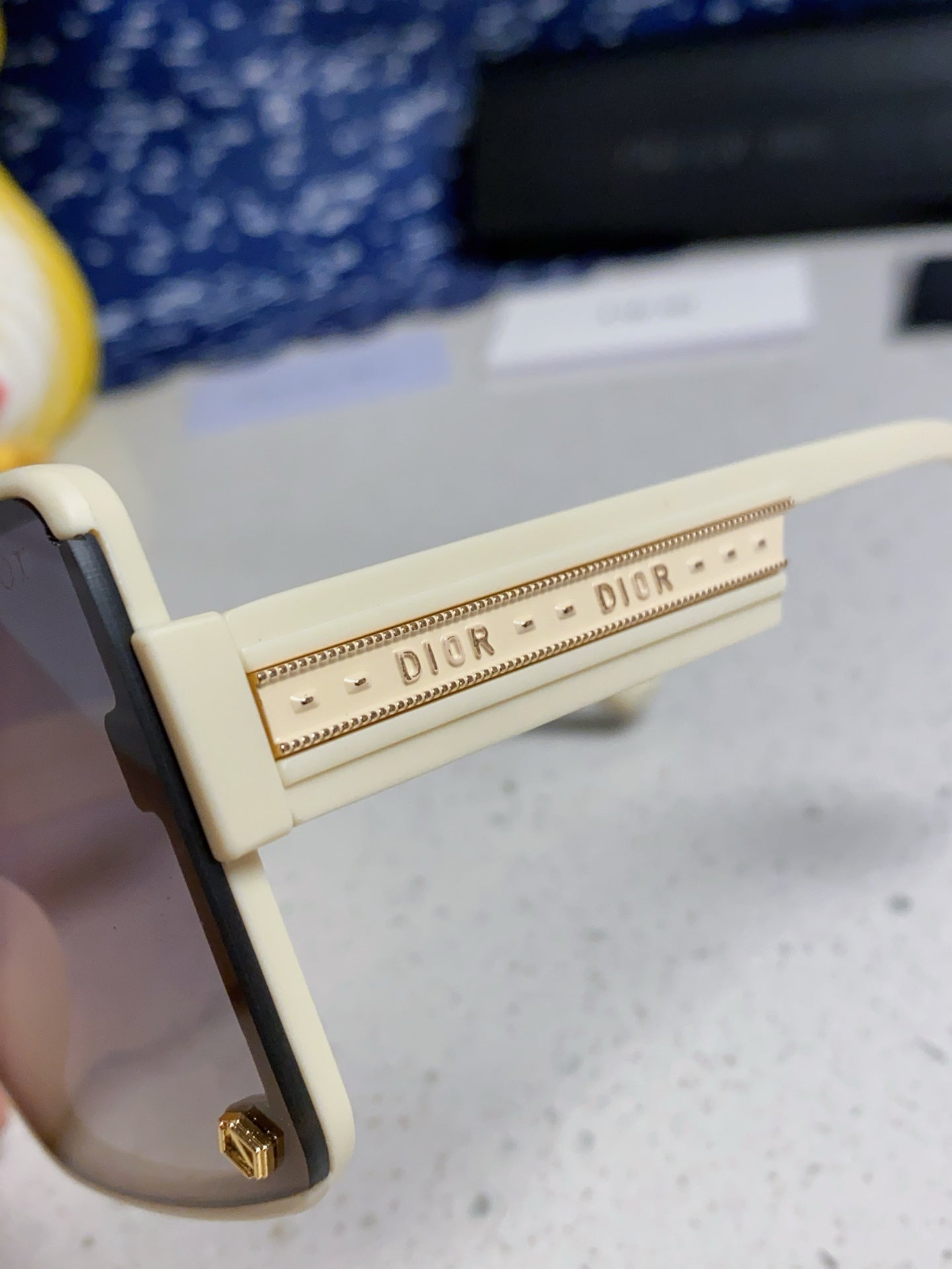 Dior Polarized Fashion Gray Lens Sunglasses for Women - 997974 - detail image 7