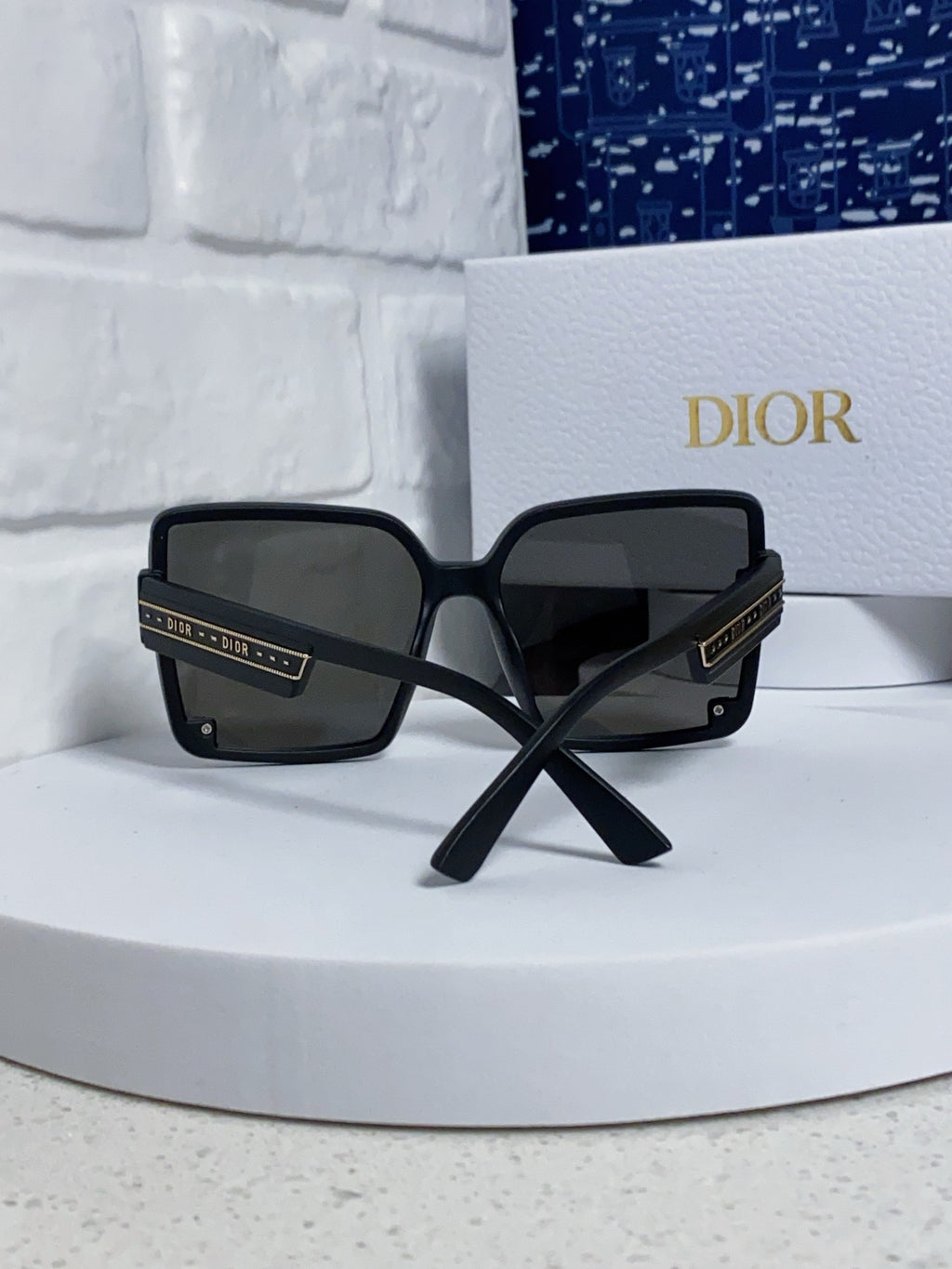 Dior Polarized Fashion Black Lens Sunglasses for Women - detail image 3