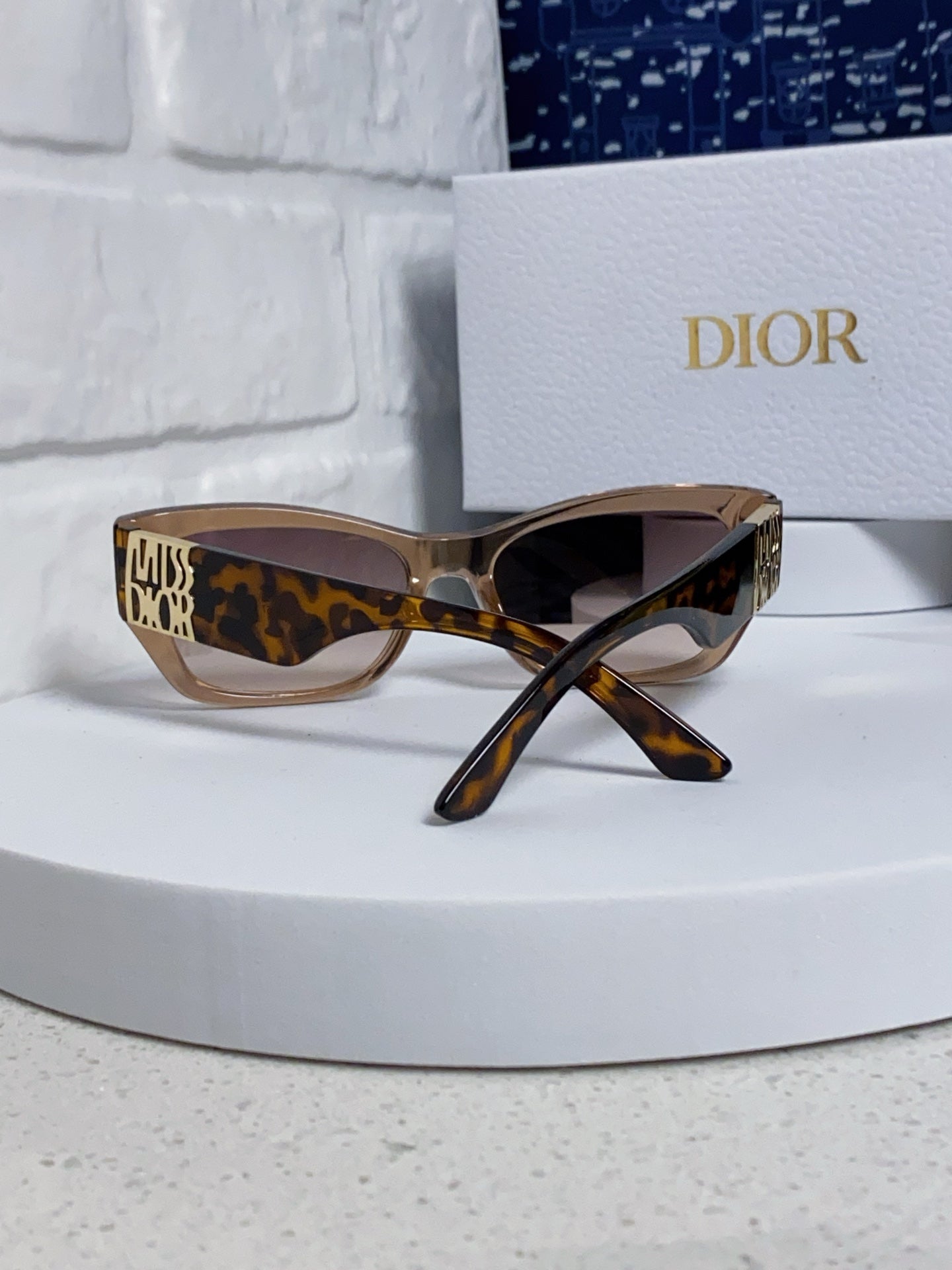 Dior Fashion Silver Lens Sunglasses for Men & Women - 997977 - detail image 3