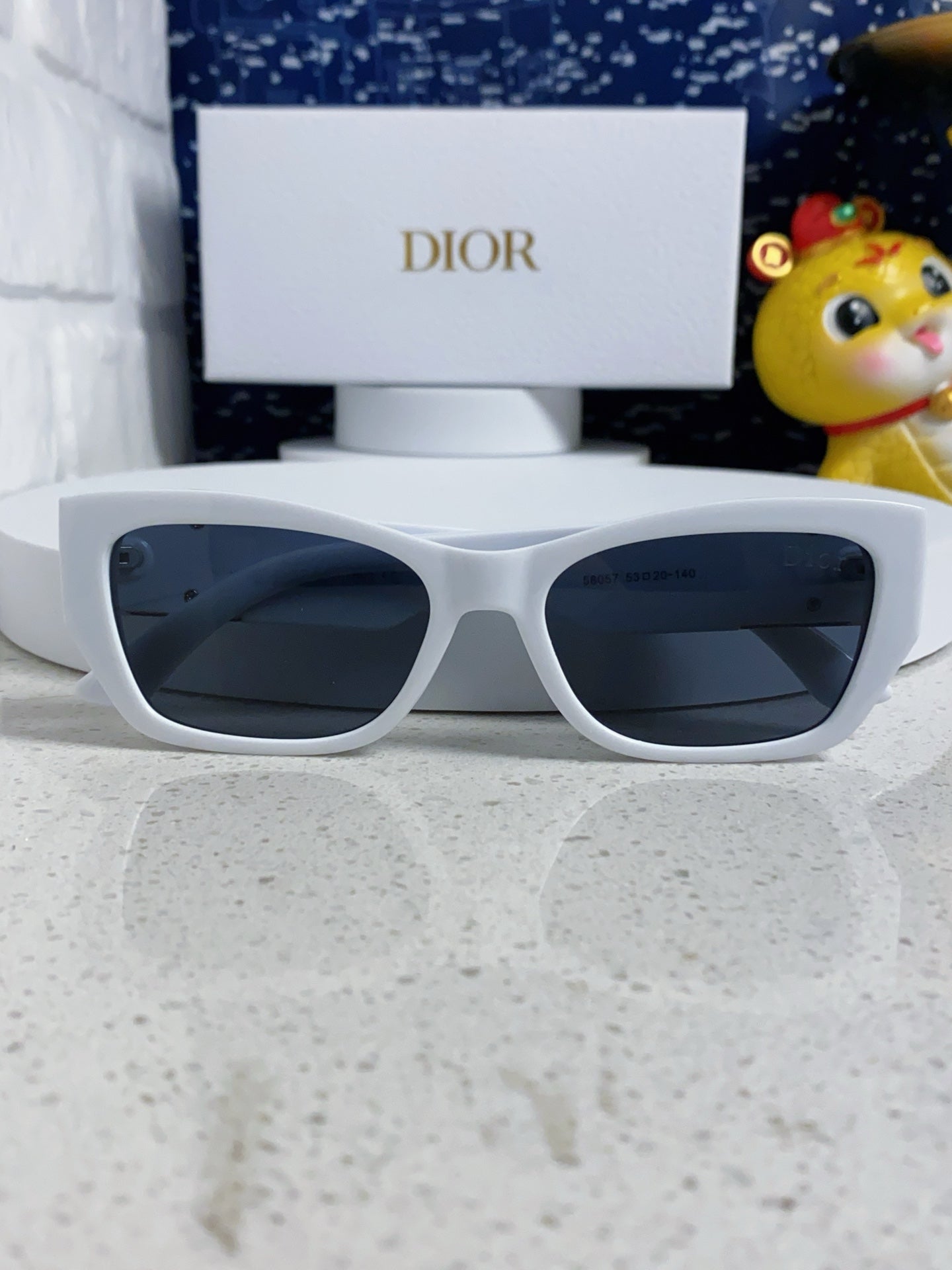 Dior Fashion Silver Lens Sunglasses for Men & Women - 997979 - detail image 9