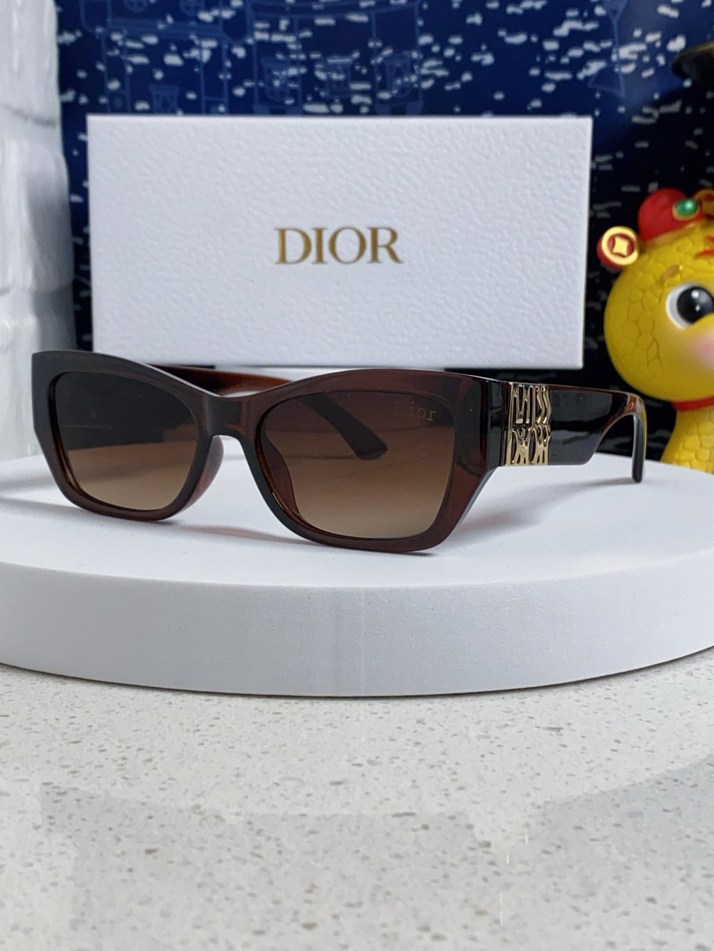 Dior Fashion Brown Lens Sunglasses for Men & Women