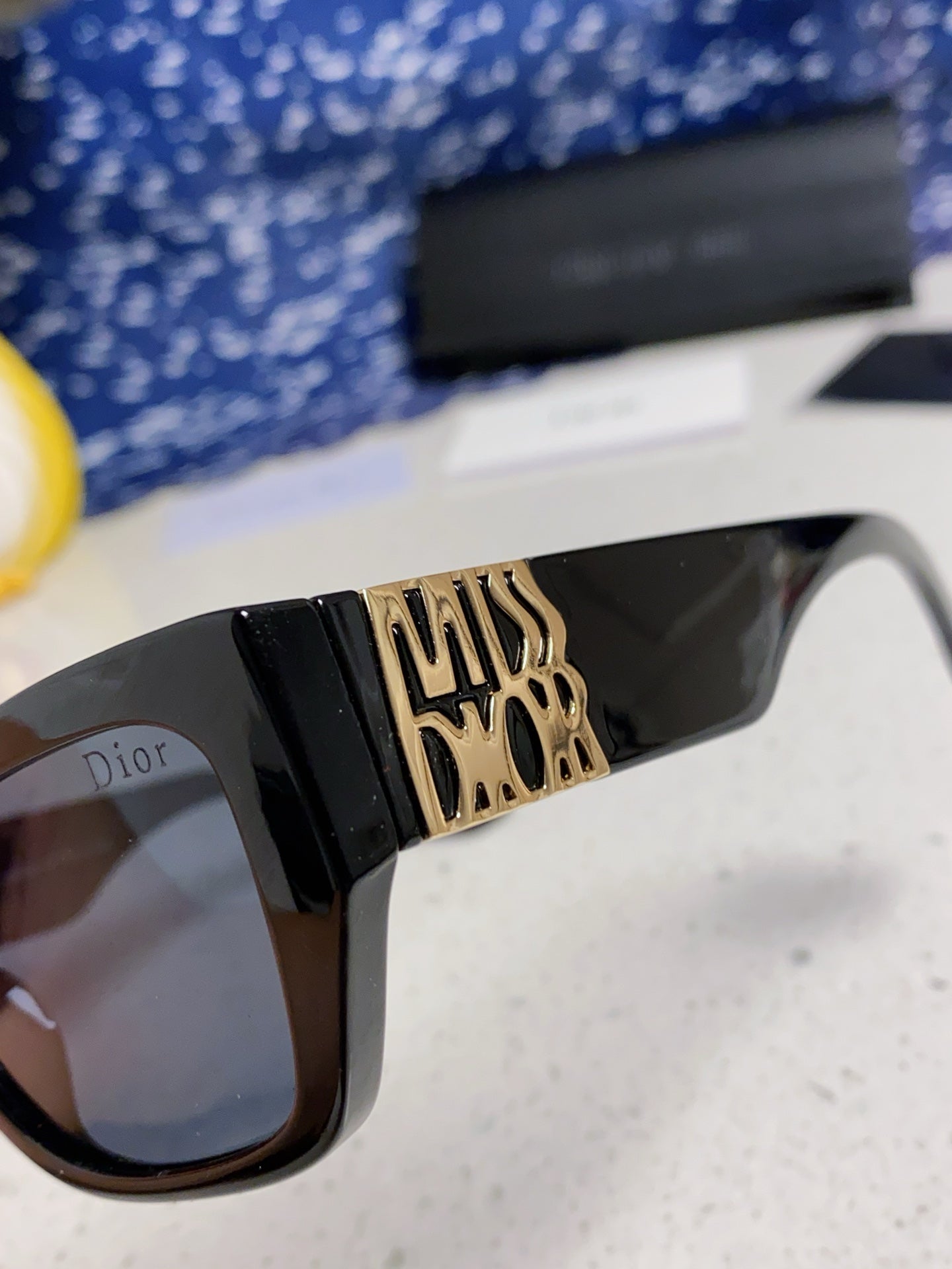 Dior Fashion Gold Lens Sunglasses for Men & Women - 997982 - detail image 7