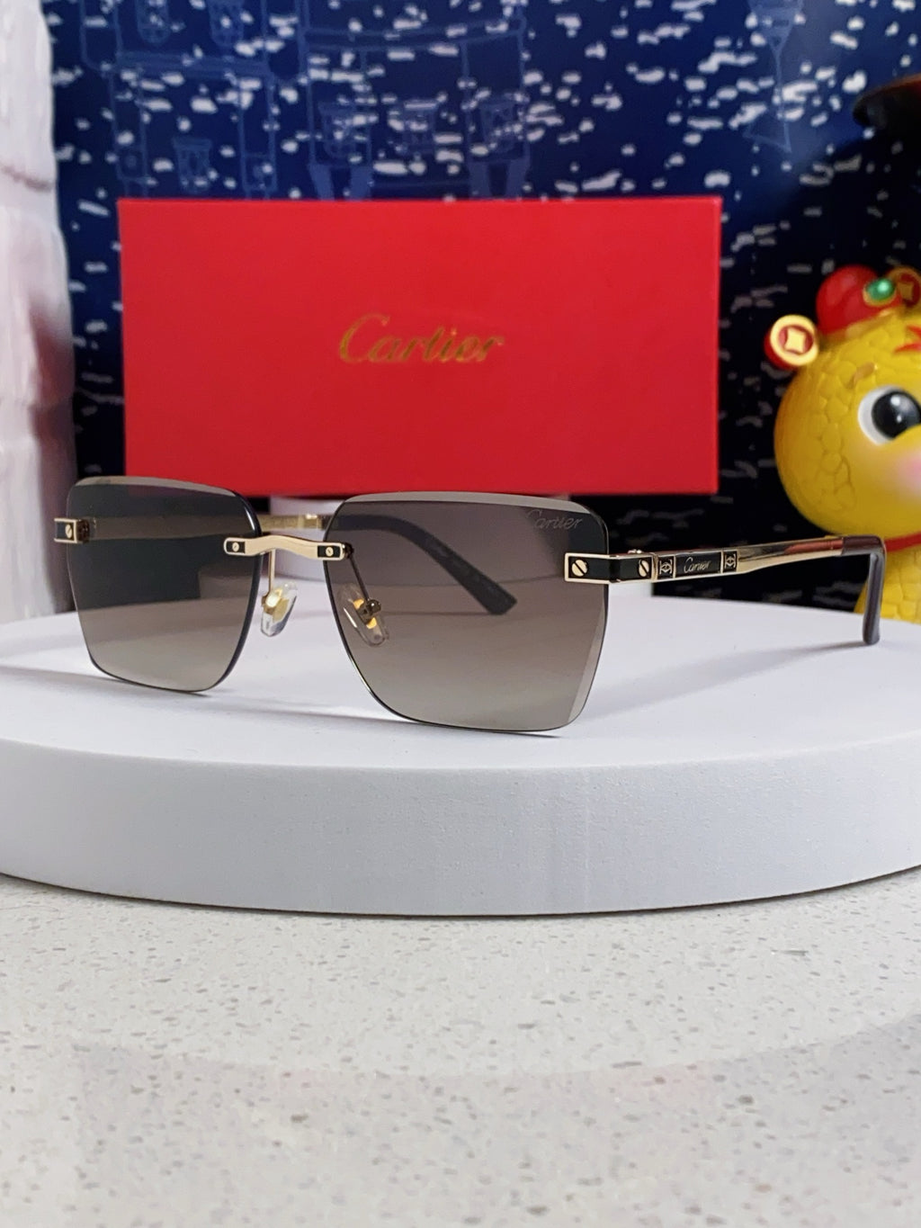 Cartier Lightweight Rimless Silver Lens Sunglasses for Men & Women - 487320