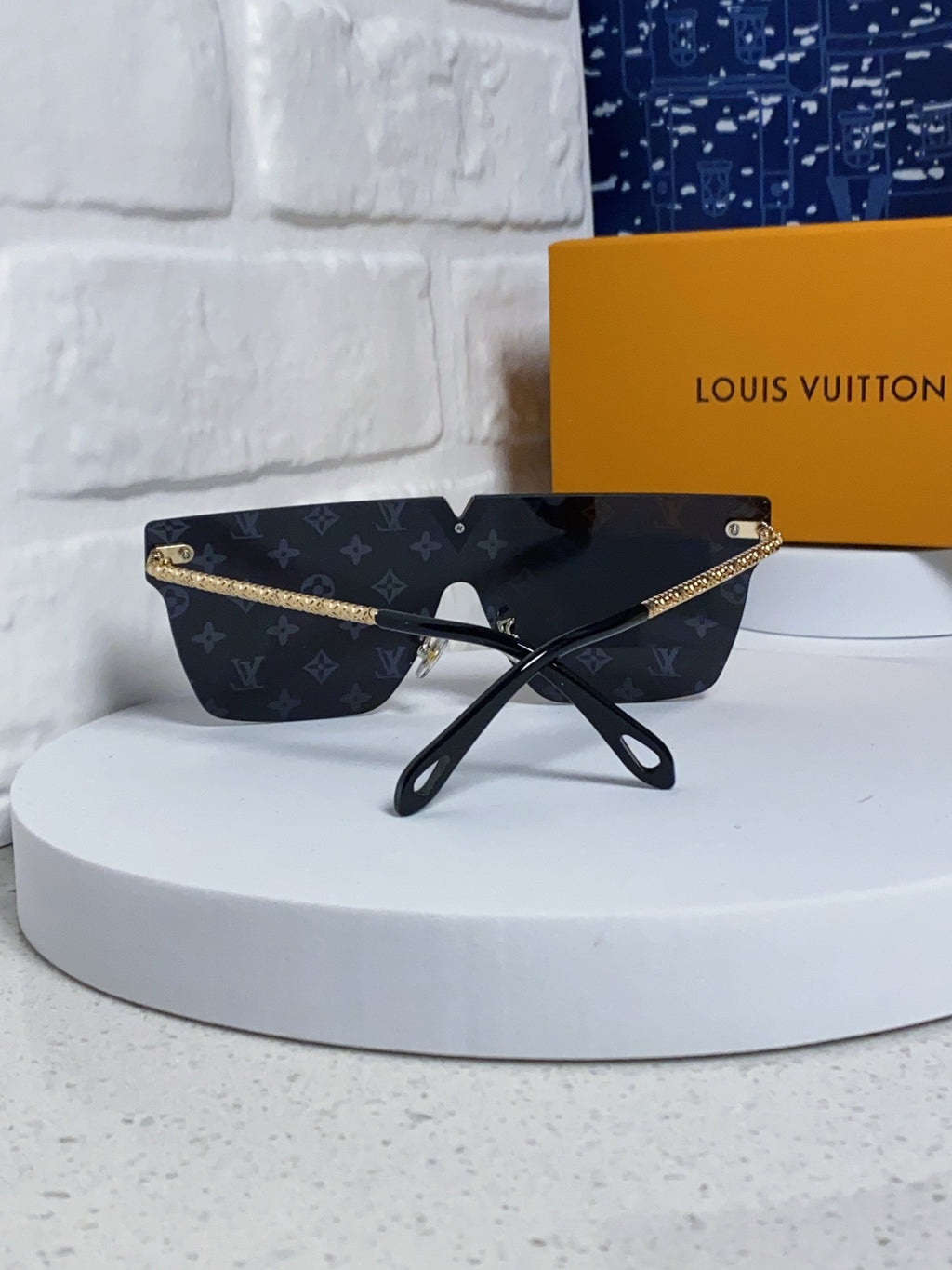 Louis Vuitton Fashion Silver Lens Sunglasses for Men & Women - 493053 - detail image 3