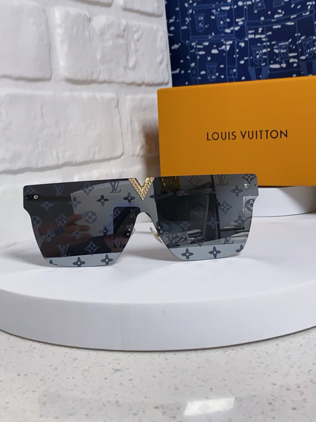 Louis Vuitton Fashion Silver Lens Sunglasses for Men & Women - 493053 - detail image 2