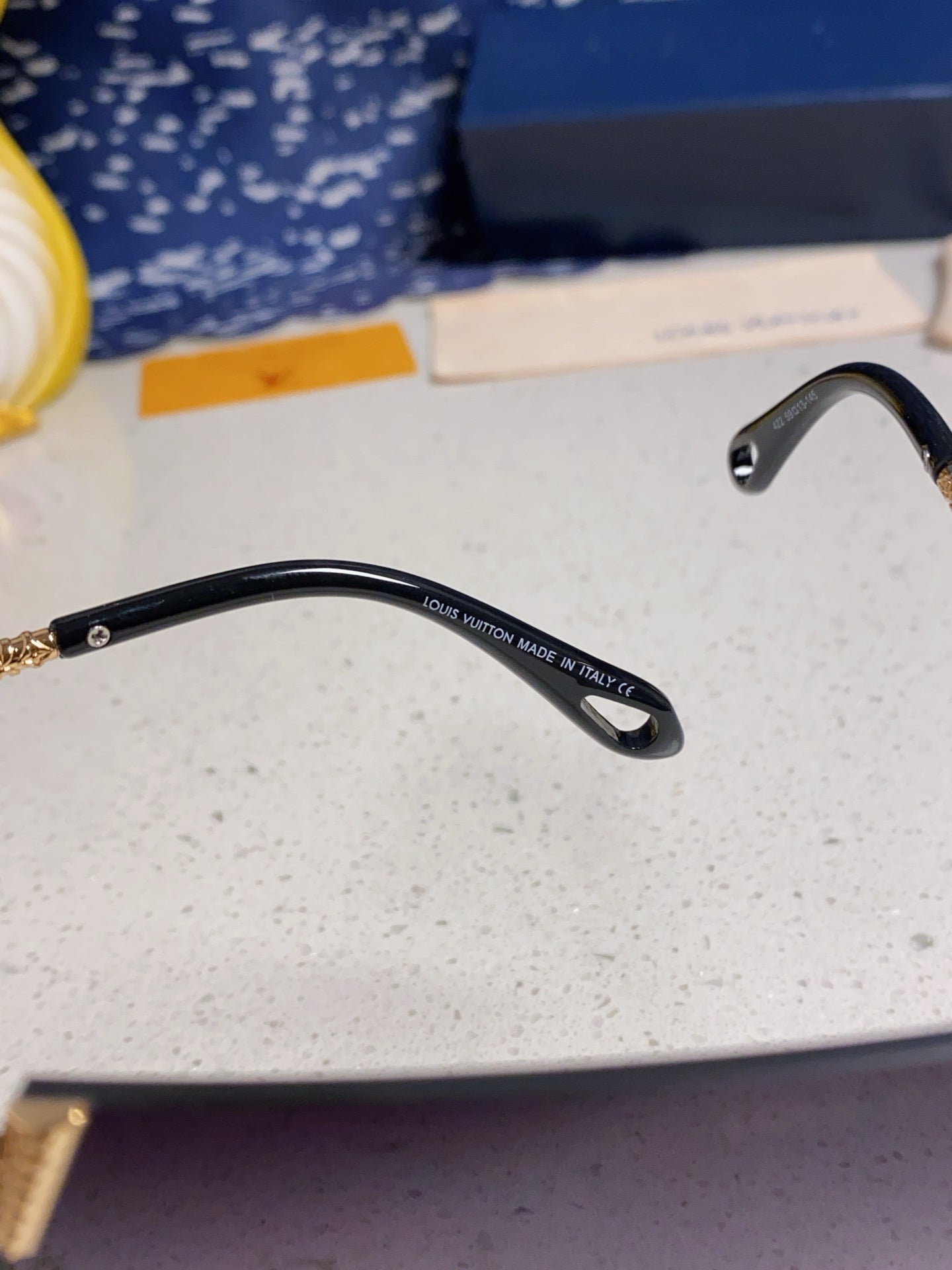 Louis Vuitton Fashion Silver Lens Sunglasses for Men & Women - 493054 - detail image 8