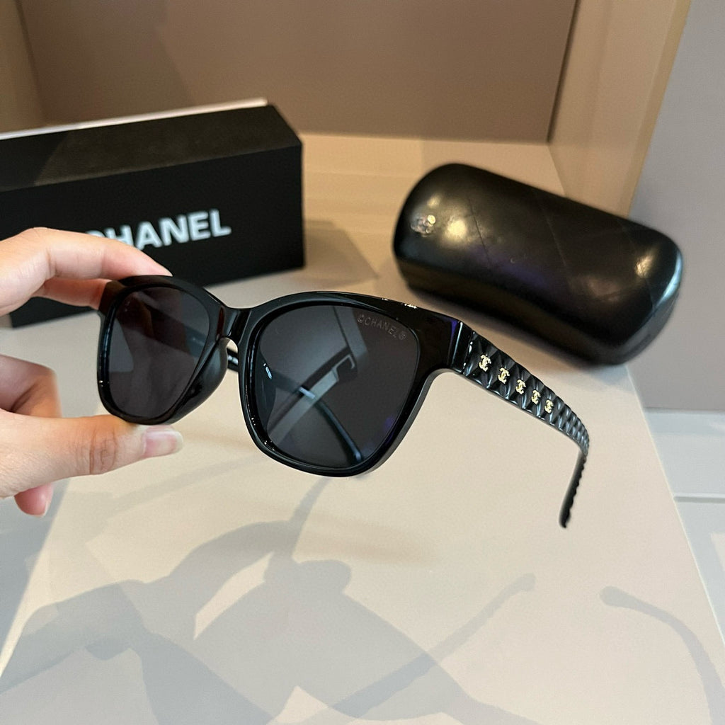 Chanel Fashion Gold Lens Sunglasses for Men & Women - 382197 - detail image 4