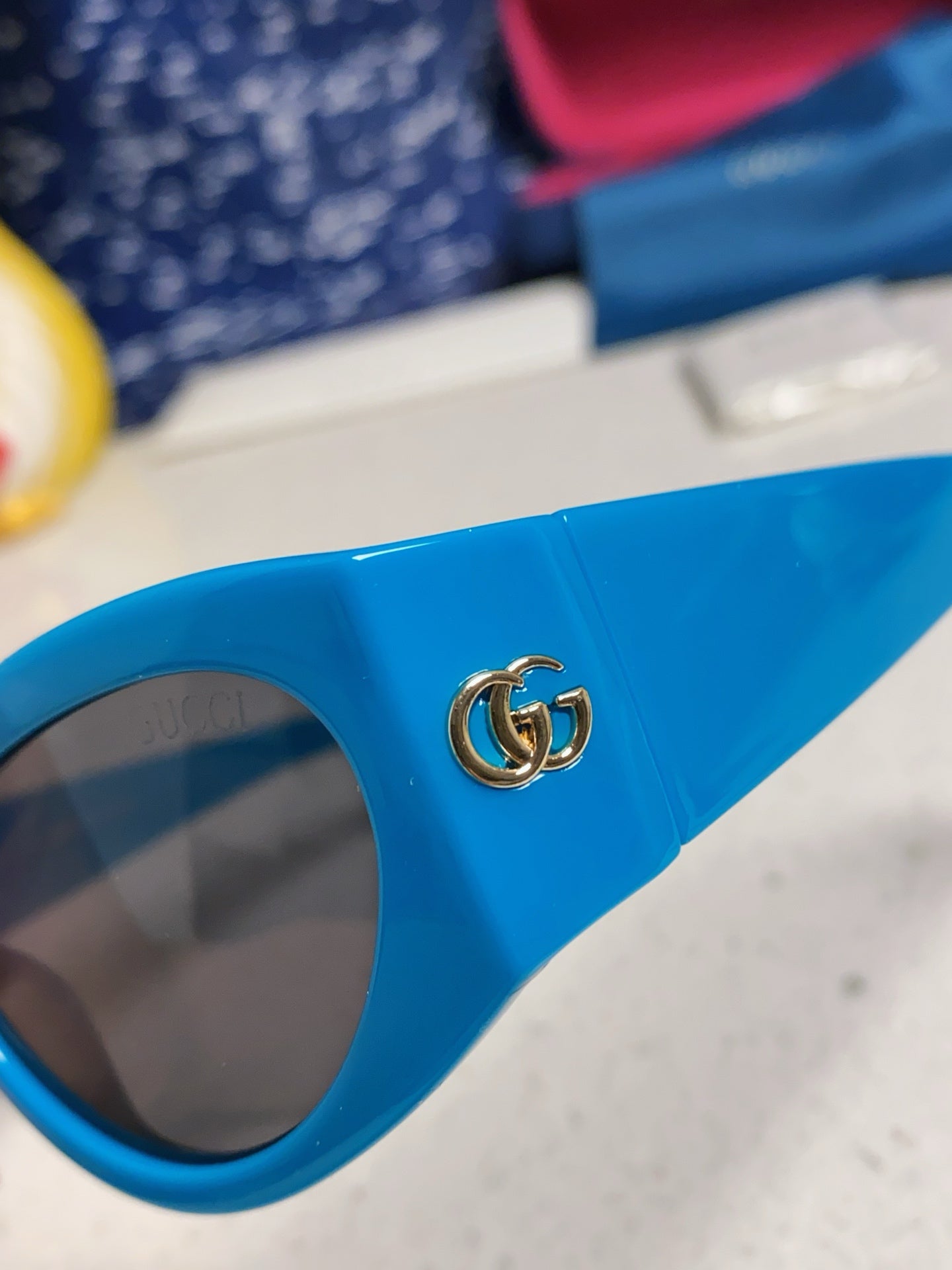 Gucci Cat-Eye Blue Lens Sunglasses for Men & Women - detail image 7