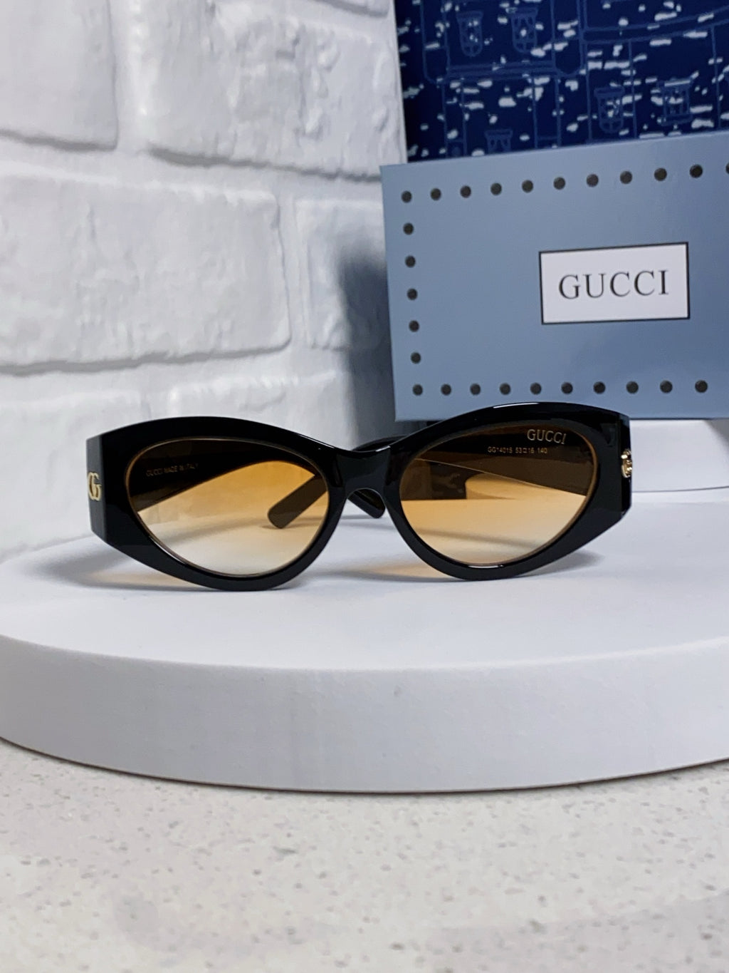 Gucci Cat-Eye Silver Lens Sunglasses for Men & Women - 132222 - detail image 2