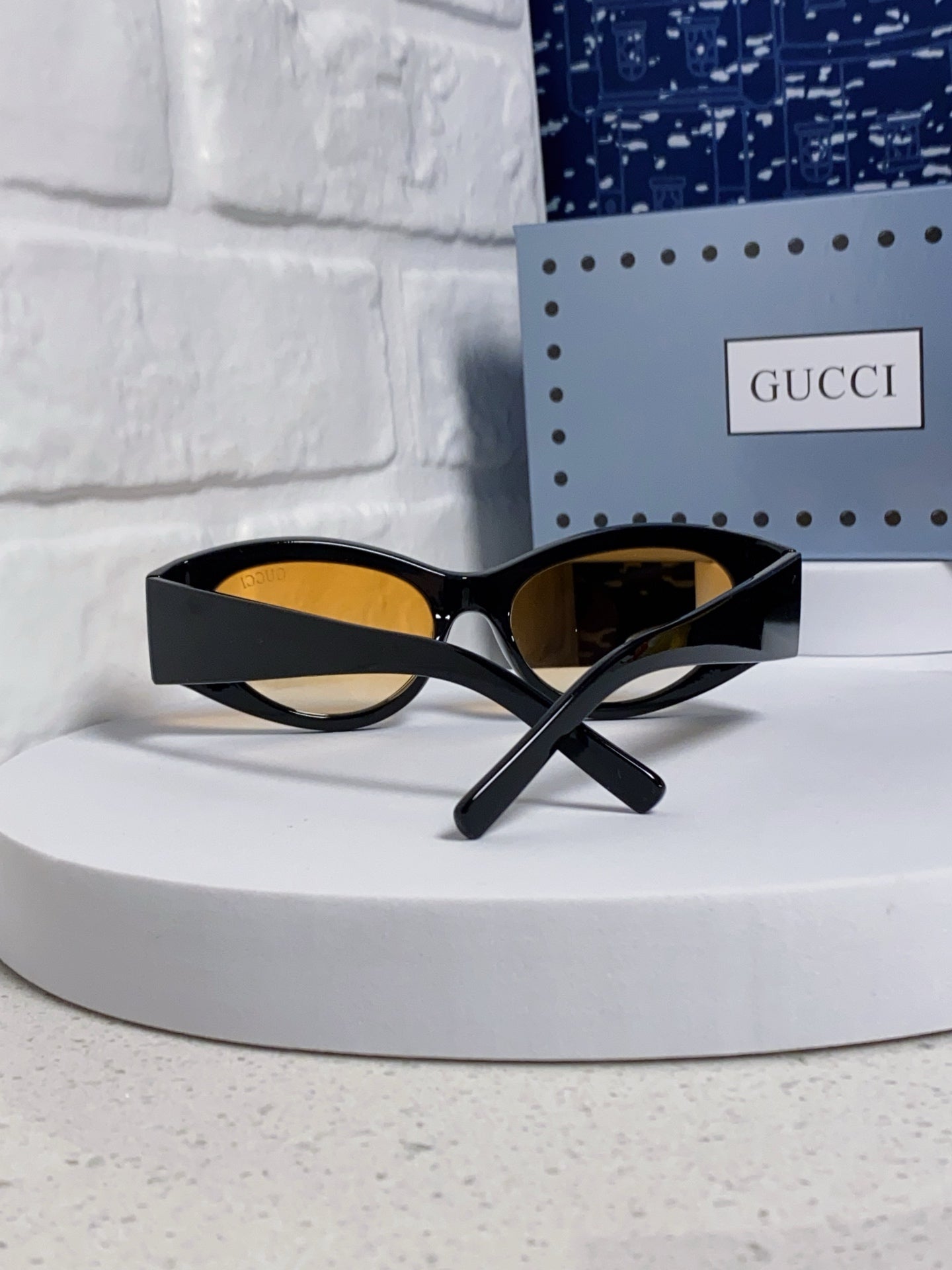 Gucci Cat-Eye Silver Lens Sunglasses for Men & Women - 132222 - detail image 3