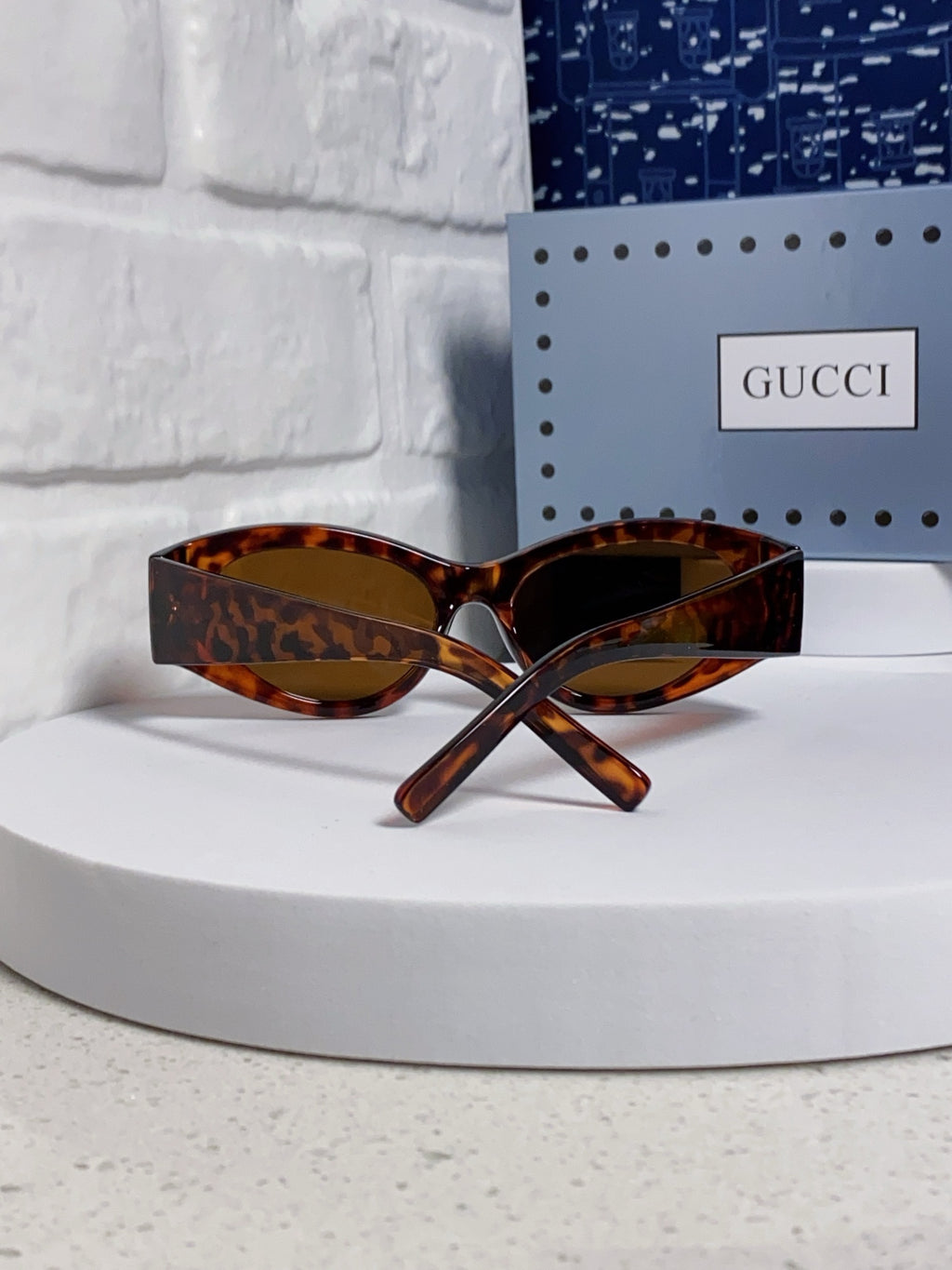 Gucci Cat-Eye Brown Lens Sunglasses for Men & Women - 132223 - detail image 3