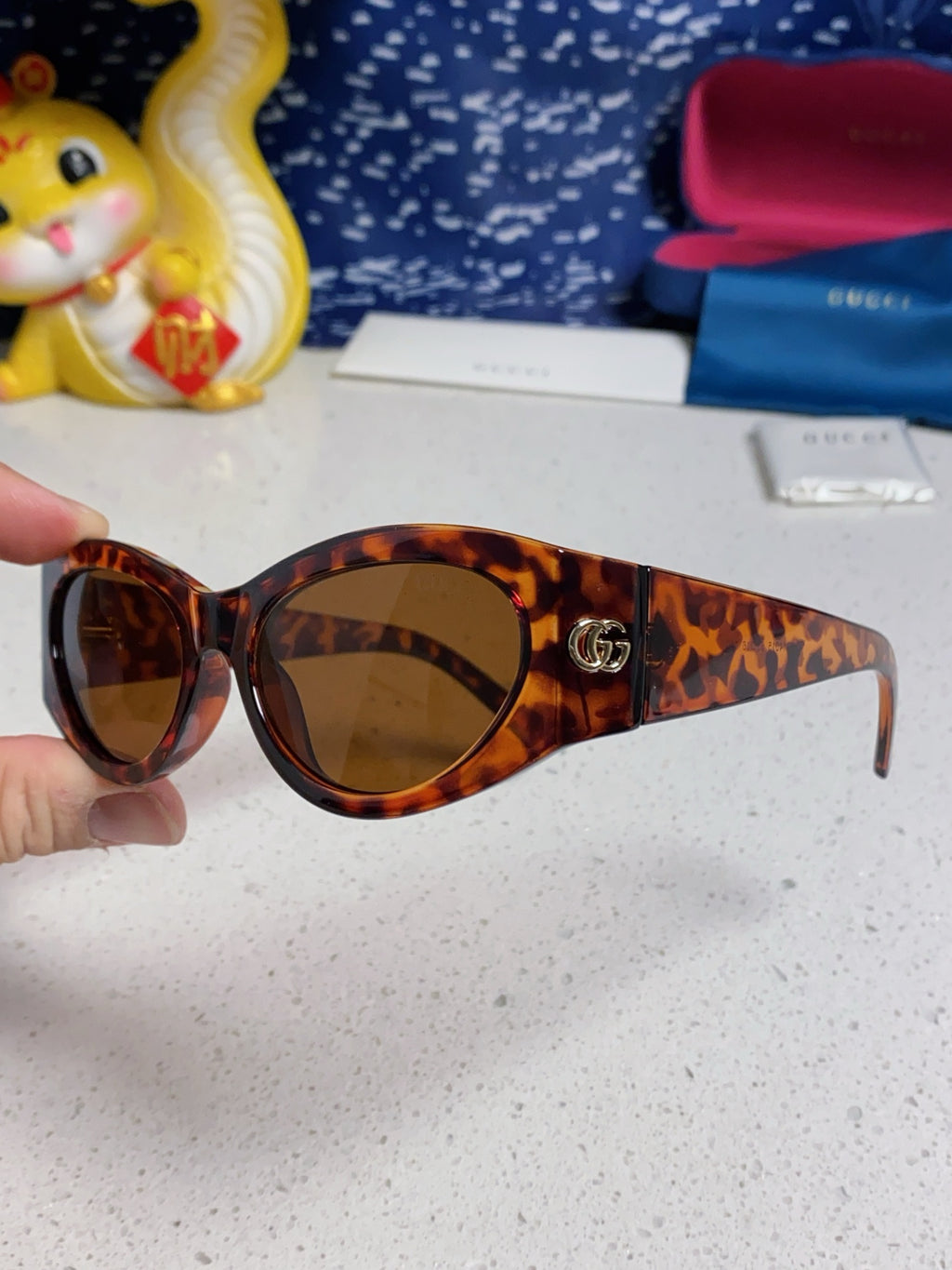 Gucci Cat-Eye Brown Lens Sunglasses for Men & Women - 132223 - detail image 6