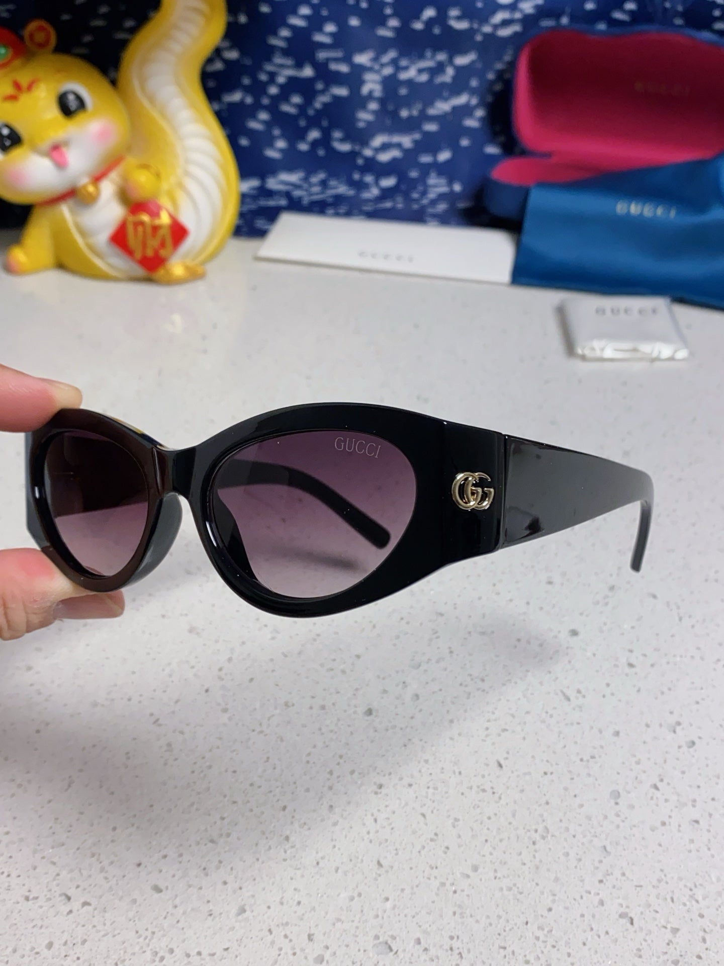 Gucci Cat-Eye Silver Lens Sunglasses for Men & Women - 132224 - detail image 6