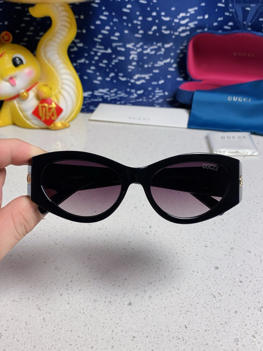 Gucci Cat-Eye Silver Lens Sunglasses for Men & Women - 132224 - detail image 4