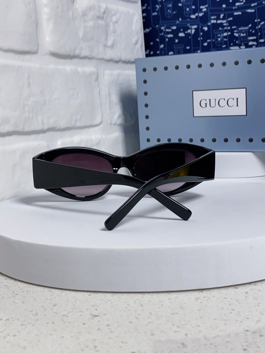 Gucci Cat-Eye Silver Lens Sunglasses for Men & Women - 132224 - detail image 3