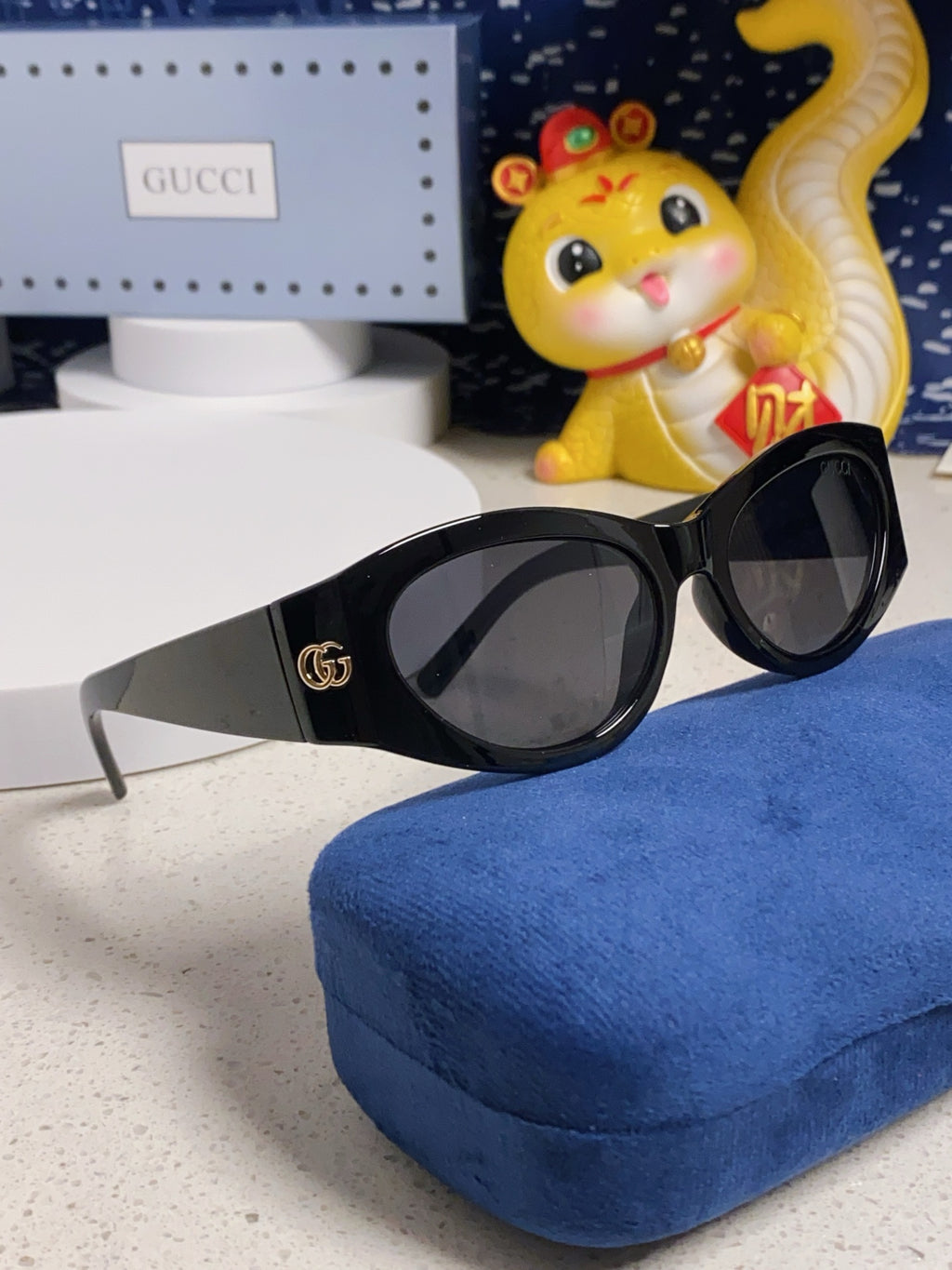 Gucci Cat-Eye Black Lens Sunglasses for Men & Women - 132225 - detail image 11
