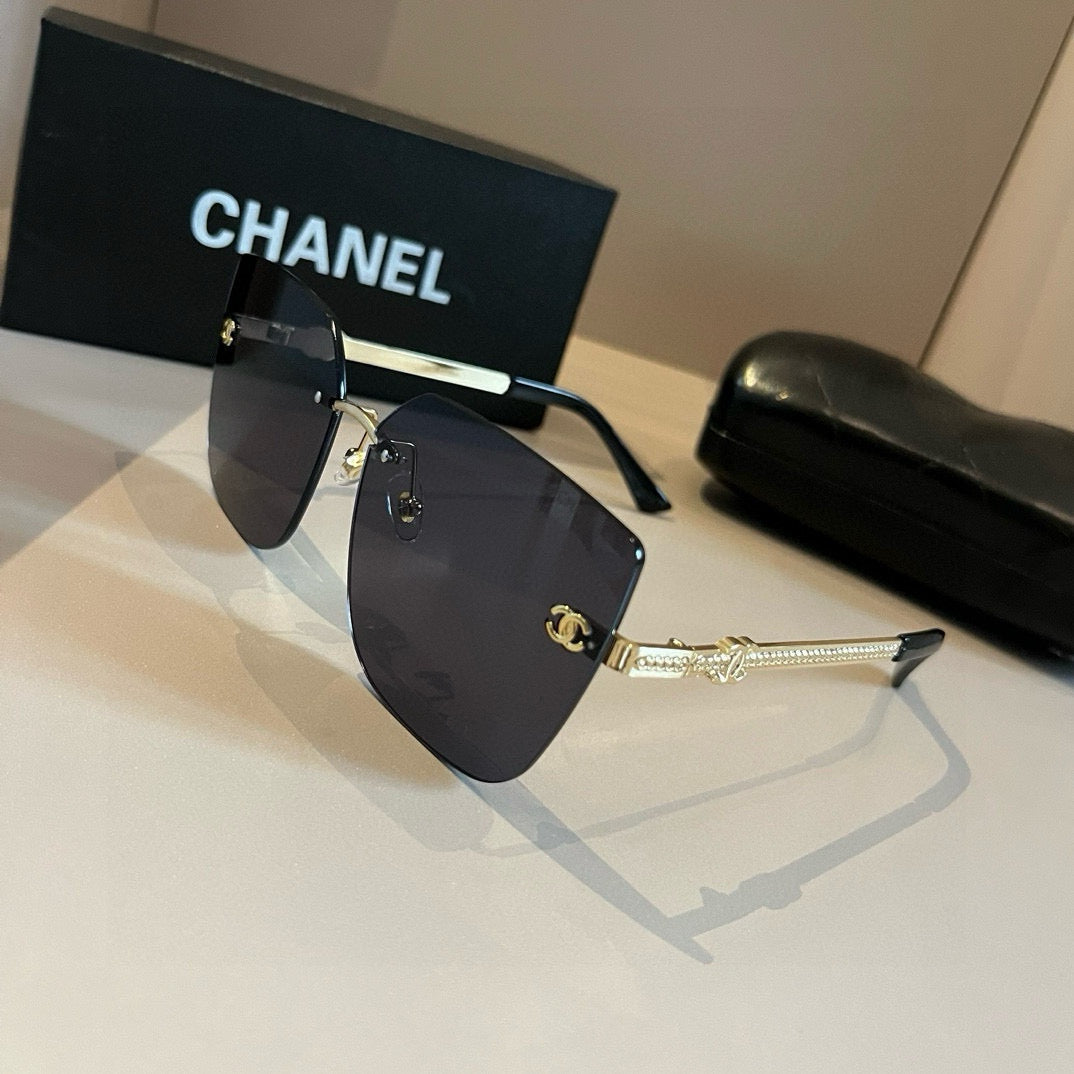 Chanel Oversized Gold Lens Sunglasses for Men & Women - 382198 - detail image 2