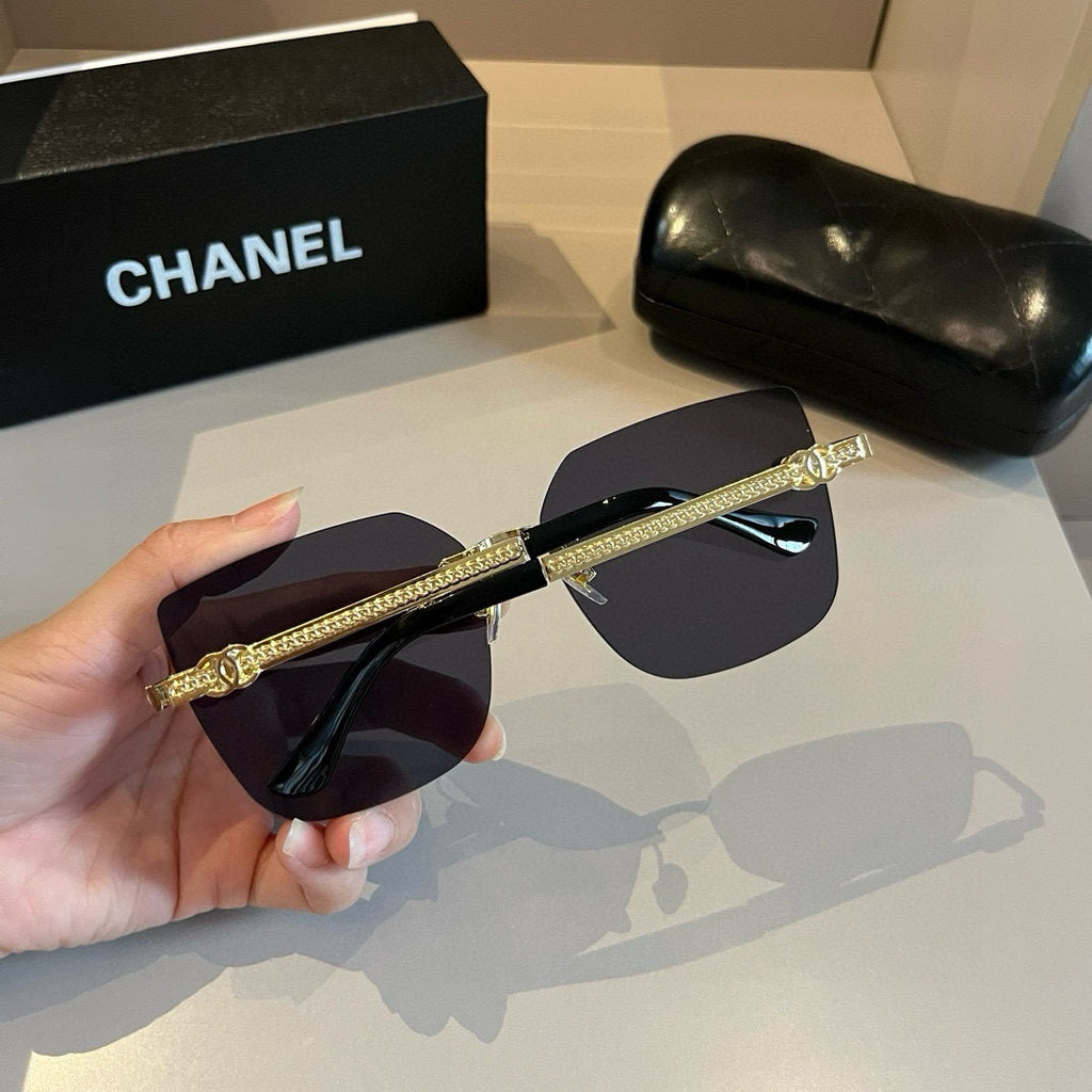 Chanel Oversized Gold Lens Sunglasses for Men & Women - 382198 - detail image 5