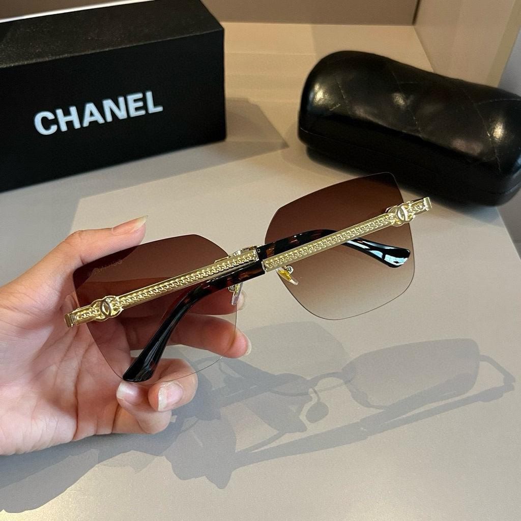 Chanel Oversized Gold Lens Sunglasses for Men & Women - 382199 - detail image 6